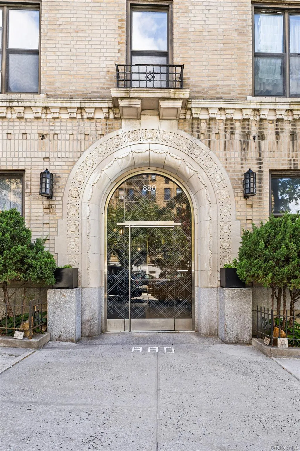 880 West 181st Street, New York, NY, 2 Rooms Rooms,1 BathroomBathrooms,Residential,For Rent,West 181st,0,1015410 880 West 181st Street, New York, NY, 2 Rooms Rooms,1 BathroomBathrooms,Residential,For Rent,West 181st,0,1015410