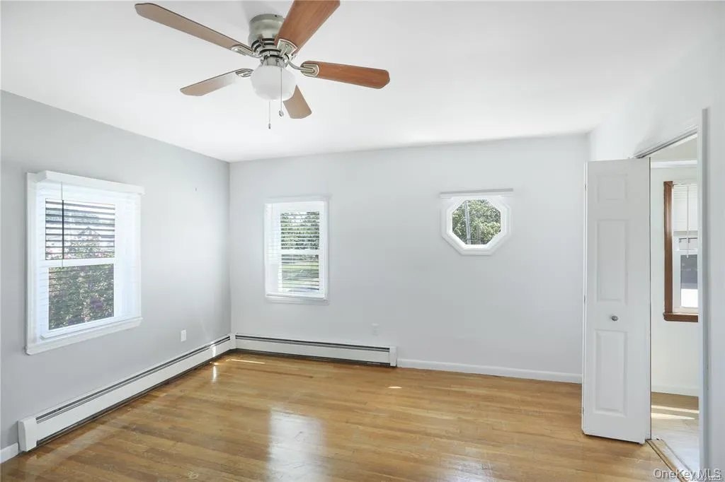 22 Jennings Avenue, Brookhaven, NY, 2 Bedrooms Bedrooms, 4 Rooms Rooms,1 BathroomBathrooms,Residential Lease,For Rent,Jennings,0,1015411 22 Jennings Avenue, Brookhaven, NY, 2 Bedrooms Bedrooms, 4 Rooms Rooms,1 BathroomBathrooms,Residential Lease,For Rent,Jennings,0,1015411