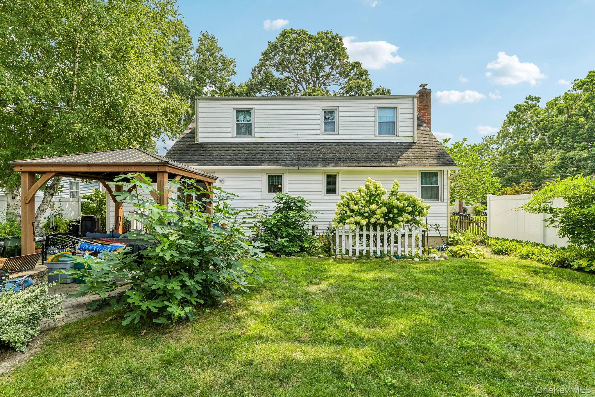75 Hale Road, Babylon, NY, 3 Bedrooms Bedrooms, 5 Rooms Rooms,3 BathroomsBathrooms,Residential,For Rent,Hale,0,1015412 75 Hale Road, Babylon, NY, 3 Bedrooms Bedrooms, 5 Rooms Rooms,3 BathroomsBathrooms,Residential,For Rent,Hale,0,1015412