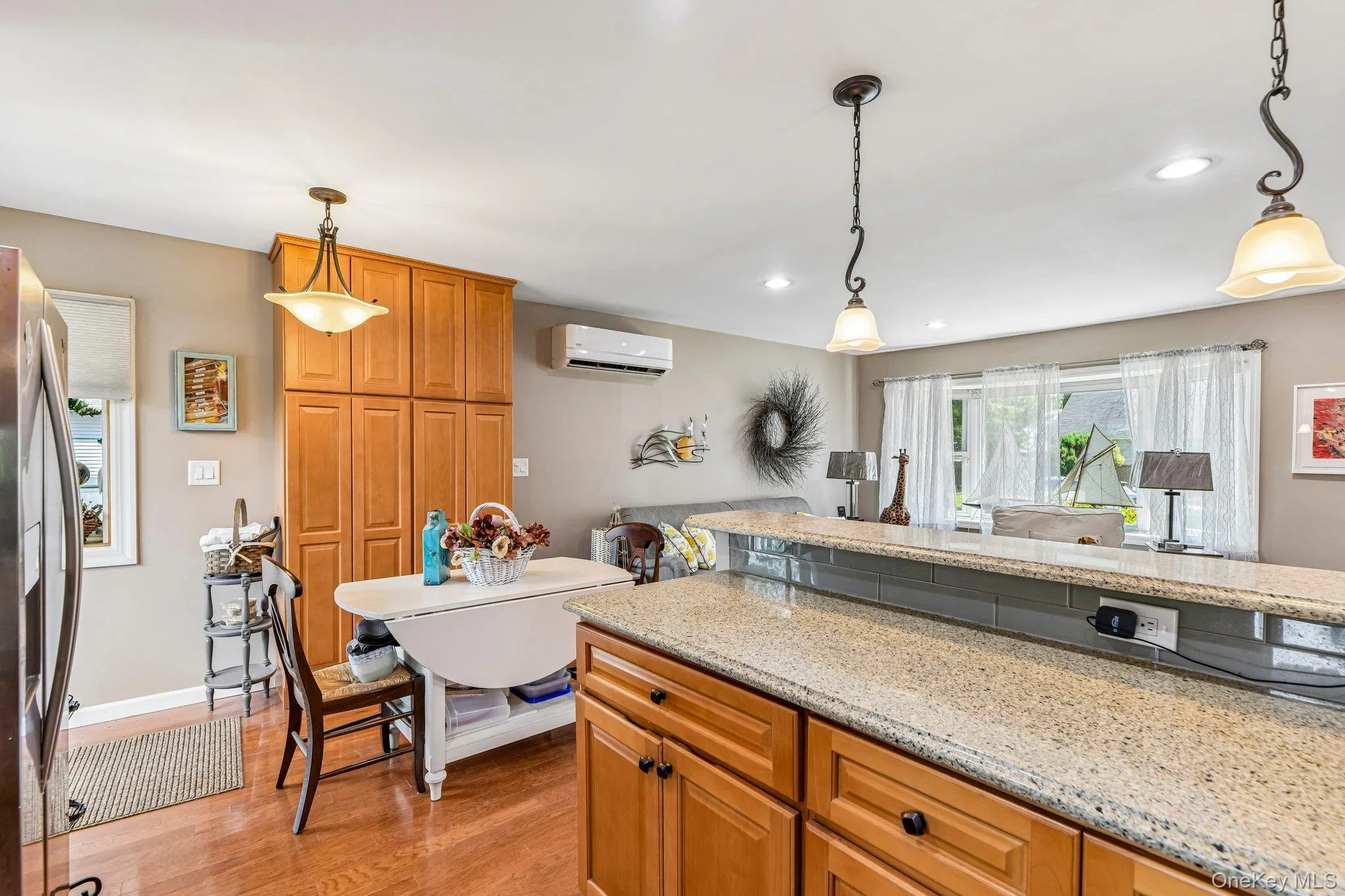 75 Hale Road, Babylon, NY, 3 Bedrooms Bedrooms, 5 Rooms Rooms,3 BathroomsBathrooms,Residential,For Rent,Hale,0,1015412 75 Hale Road, Babylon, NY, 3 Bedrooms Bedrooms, 5 Rooms Rooms,3 BathroomsBathrooms,Residential,For Rent,Hale,0,1015412