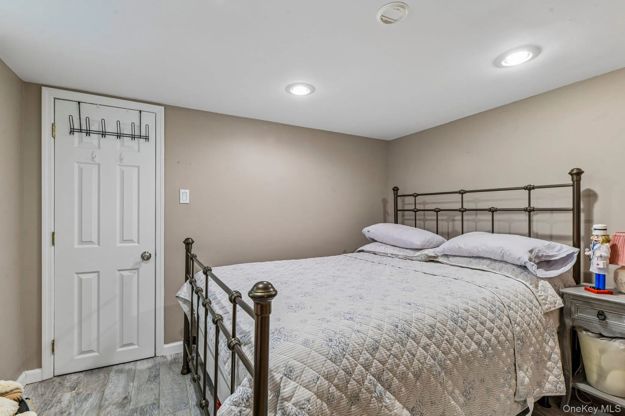75 Hale Road, Babylon, NY, 3 Bedrooms Bedrooms, 5 Rooms Rooms,3 BathroomsBathrooms,Residential,For Rent,Hale,0,1015412 75 Hale Road, Babylon, NY, 3 Bedrooms Bedrooms, 5 Rooms Rooms,3 BathroomsBathrooms,Residential,For Rent,Hale,0,1015412