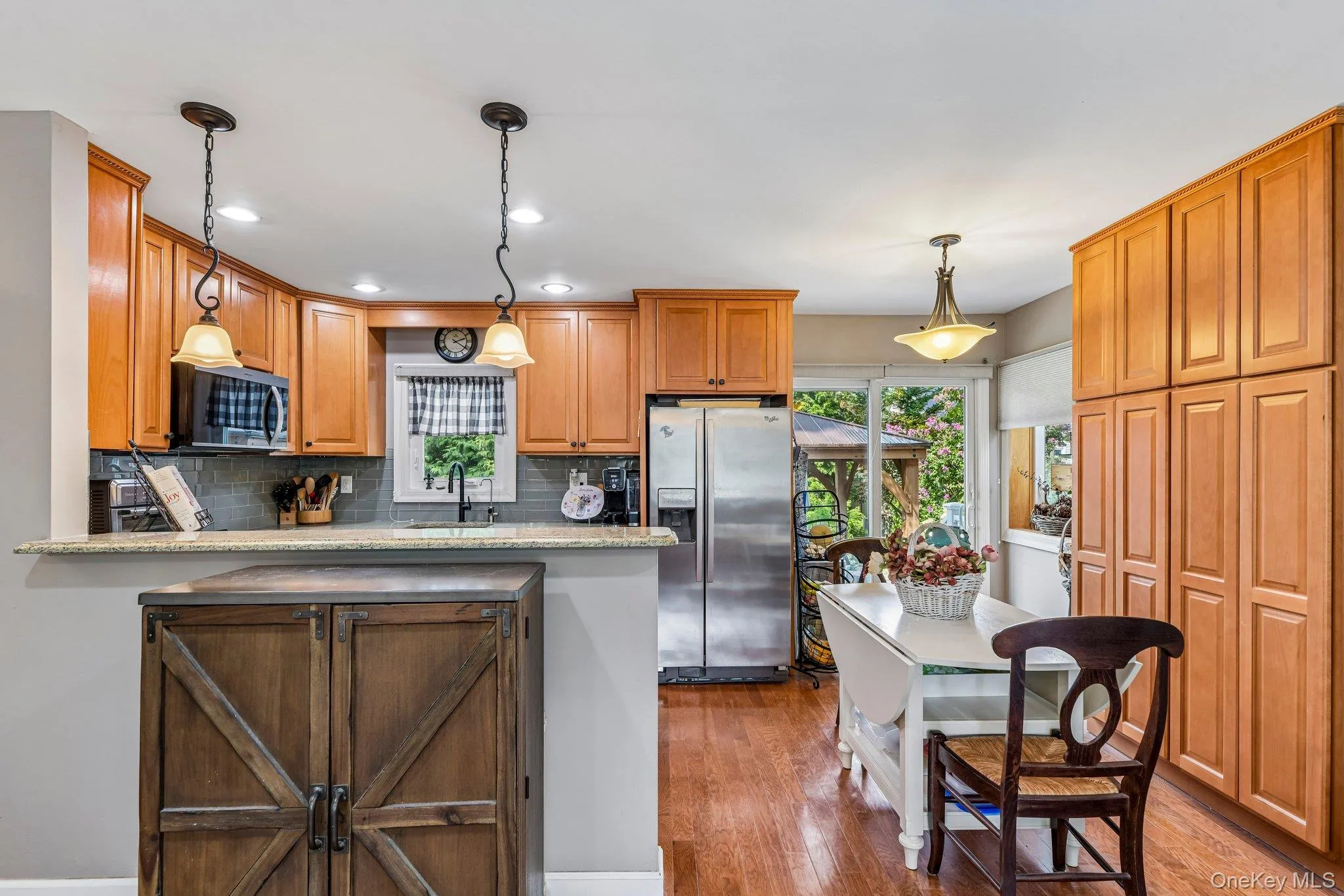 75 Hale Road, Babylon, NY, 3 Bedrooms Bedrooms, 5 Rooms Rooms,3 BathroomsBathrooms,Residential,For Rent,Hale,0,1015412 75 Hale Road, Babylon, NY, 3 Bedrooms Bedrooms, 5 Rooms Rooms,3 BathroomsBathrooms,Residential,For Rent,Hale,0,1015412