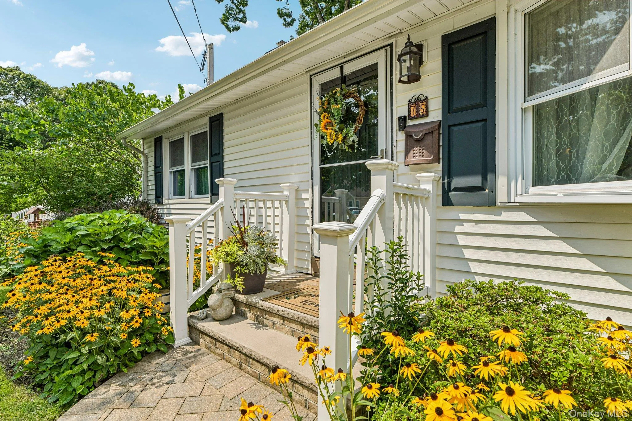 75 Hale Road, Babylon, NY, 3 Bedrooms Bedrooms, 5 Rooms Rooms,3 BathroomsBathrooms,Residential,For Rent,Hale,0,1015412 75 Hale Road, Babylon, NY, 3 Bedrooms Bedrooms, 5 Rooms Rooms,3 BathroomsBathrooms,Residential,For Rent,Hale,0,1015412