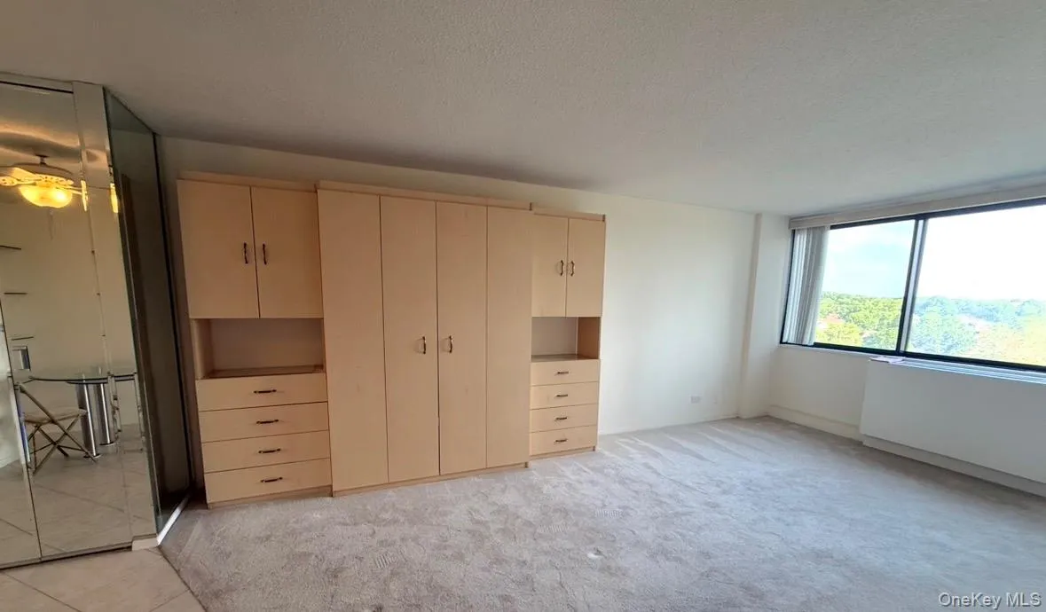 1 Bay Club Drive, New York, NY, 3 Rooms Rooms,1 BathroomBathrooms,Residential,For Rent,Bay Club,0,1015419 1 Bay Club Drive, New York, NY, 3 Rooms Rooms,1 BathroomBathrooms,Residential,For Rent,Bay Club,0,1015419