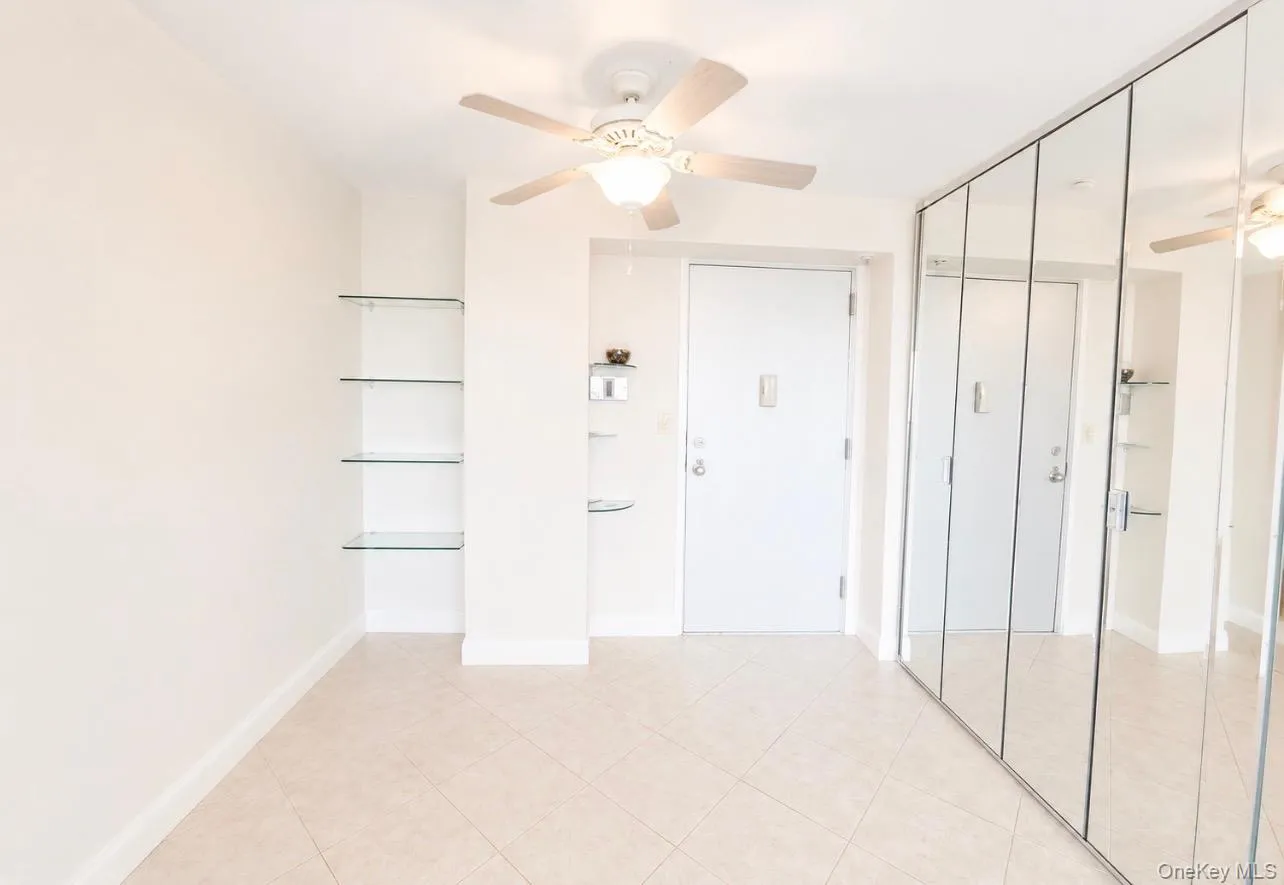 1 Bay Club Drive, New York, NY, 3 Rooms Rooms,1 BathroomBathrooms,Residential,For Rent,Bay Club,0,1015419 1 Bay Club Drive, New York, NY, 3 Rooms Rooms,1 BathroomBathrooms,Residential,For Rent,Bay Club,0,1015419