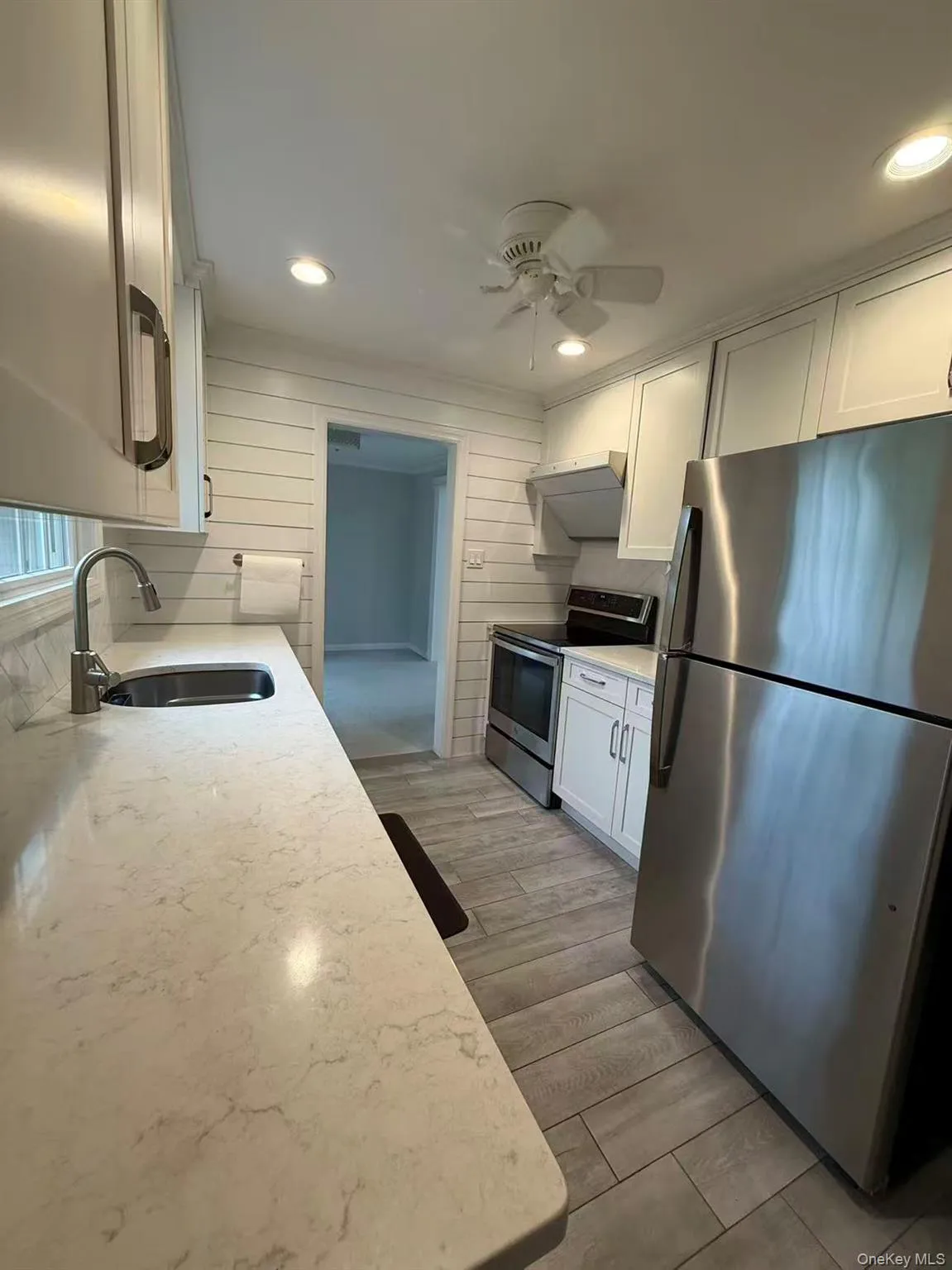 60 Highland Place, North Hempstead, NY, 5 Bedrooms Bedrooms, 8 Rooms Rooms,3 BathroomsBathrooms,Residential Lease,For Rent,Highland,0,1015420 60 Highland Place, North Hempstead, NY, 5 Bedrooms Bedrooms, 8 Rooms Rooms,3 BathroomsBathrooms,Residential Lease,For Rent,Highland,0,1015420
