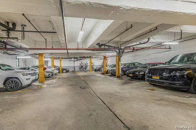 2750 Johnson Avenue, New York, NY, 2 Rooms Rooms,1 BathroomBathrooms,Residential,For Rent,Johnson,0,1015421 2750 Johnson Avenue, New York, NY, 2 Rooms Rooms,1 BathroomBathrooms,Residential,For Rent,Johnson,0,1015421