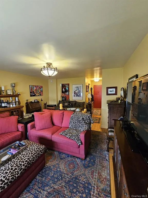 2750 Johnson Avenue, New York, NY, 2 Rooms Rooms,1 BathroomBathrooms,Residential,For Rent,Johnson,0,1015421 2750 Johnson Avenue, New York, NY, 2 Rooms Rooms,1 BathroomBathrooms,Residential,For Rent,Johnson,0,1015421