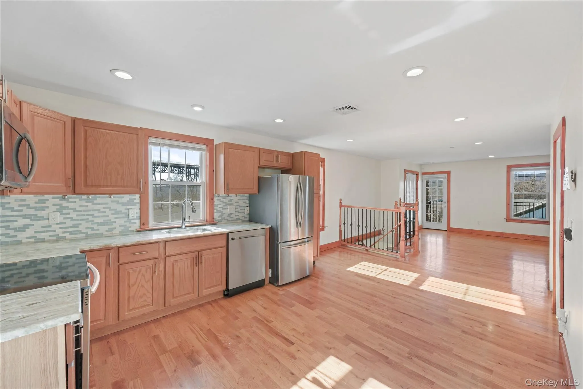 75 Albany Street, Poughkeepsie, NY, 2 Bedrooms Bedrooms, 5 Rooms Rooms,1 BathroomBathrooms,Residential Lease,For Rent,Albany,0,1015430 75 Albany Street, Poughkeepsie, NY, 2 Bedrooms Bedrooms, 5 Rooms Rooms,1 BathroomBathrooms,Residential Lease,For Rent,Albany,0,1015430