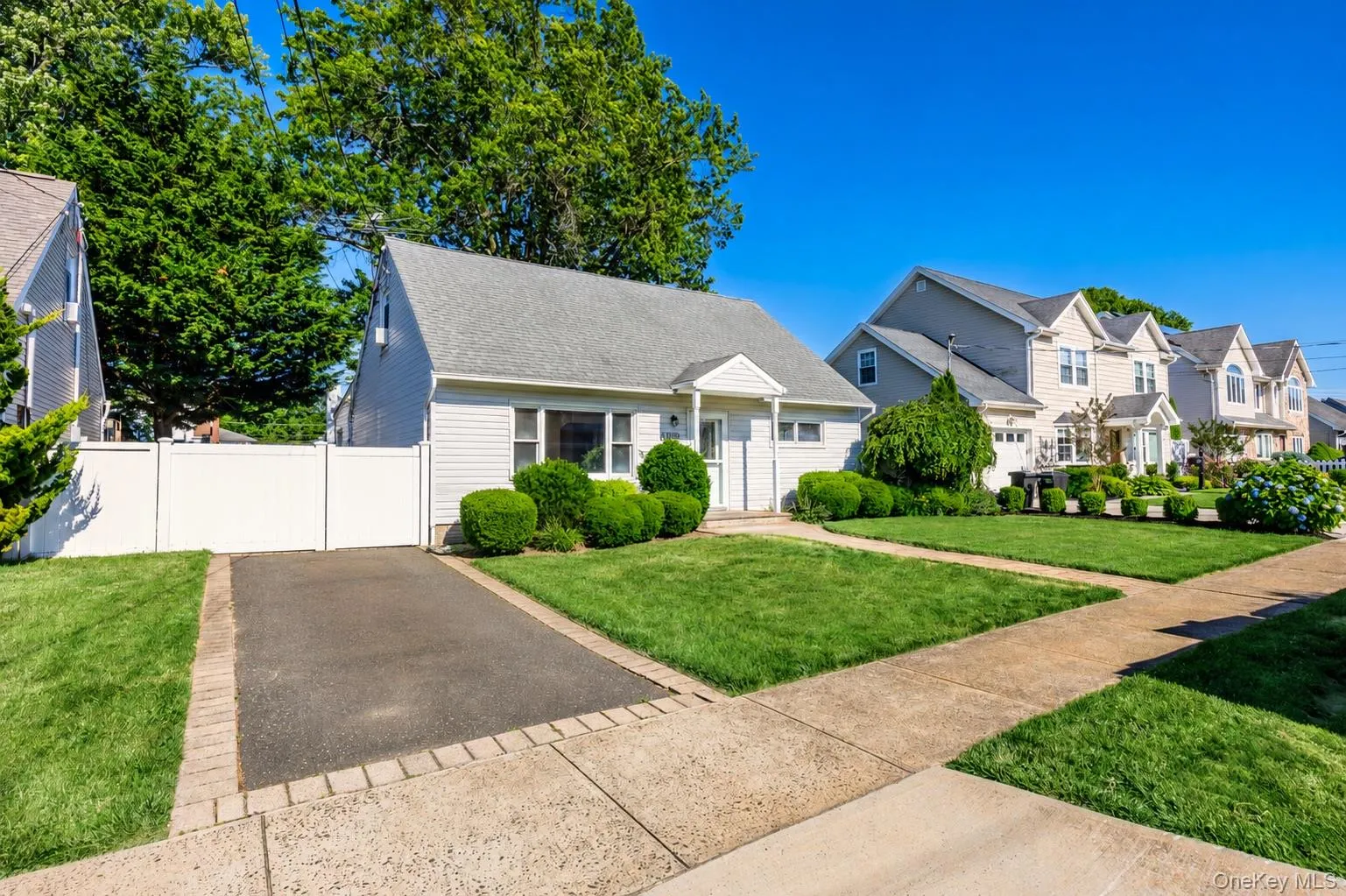 2355 Penatiquit Avenue, Hempstead, NY, 4 Bedrooms Bedrooms, 7 Rooms Rooms,1 BathroomBathrooms,Residential,For Rent,Penatiquit,0,1015431 2355 Penatiquit Avenue, Hempstead, NY, 4 Bedrooms Bedrooms, 7 Rooms Rooms,1 BathroomBathrooms,Residential,For Rent,Penatiquit,0,1015431