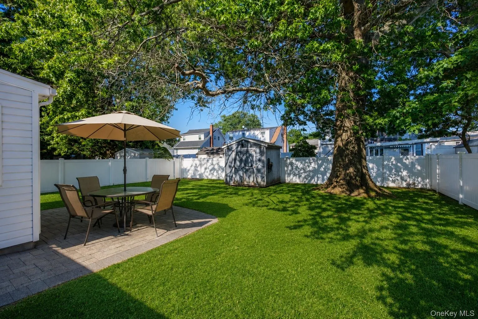 2355 Penatiquit Avenue, Hempstead, NY, 4 Bedrooms Bedrooms, 7 Rooms Rooms,1 BathroomBathrooms,Residential,For Rent,Penatiquit,0,1015431 2355 Penatiquit Avenue, Hempstead, NY, 4 Bedrooms Bedrooms, 7 Rooms Rooms,1 BathroomBathrooms,Residential,For Rent,Penatiquit,0,1015431