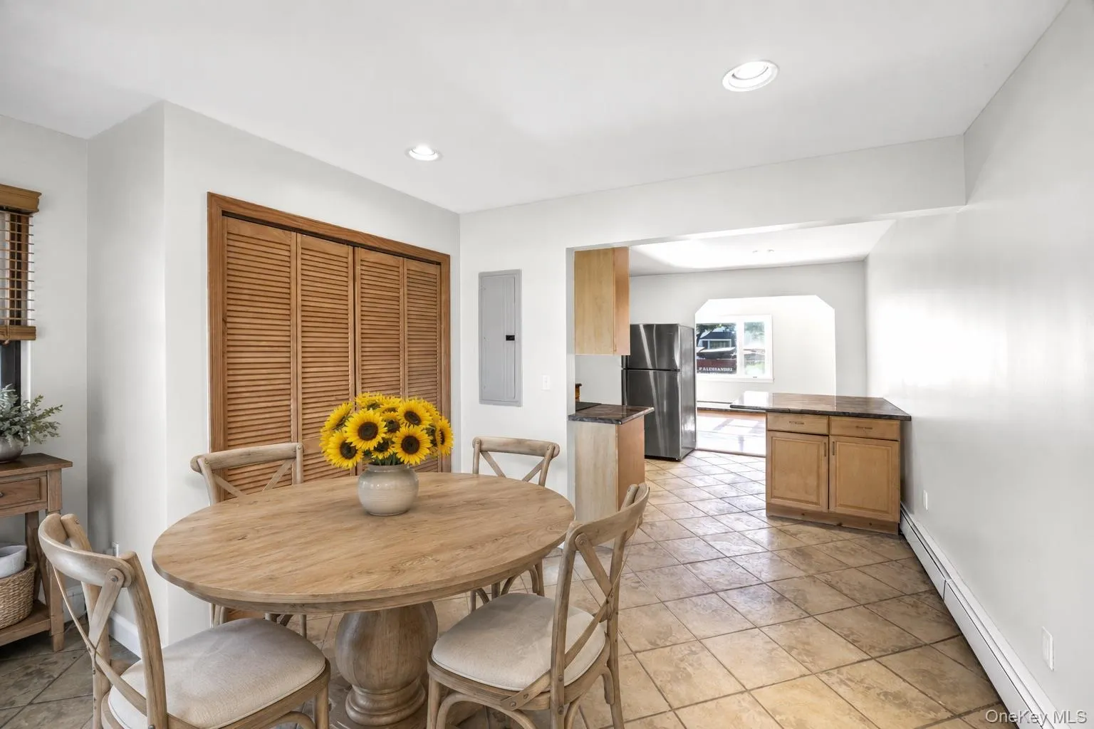 2355 Penatiquit Avenue, Hempstead, NY, 4 Bedrooms Bedrooms, 7 Rooms Rooms,1 BathroomBathrooms,Residential,For Rent,Penatiquit,0,1015431 2355 Penatiquit Avenue, Hempstead, NY, 4 Bedrooms Bedrooms, 7 Rooms Rooms,1 BathroomBathrooms,Residential,For Rent,Penatiquit,0,1015431