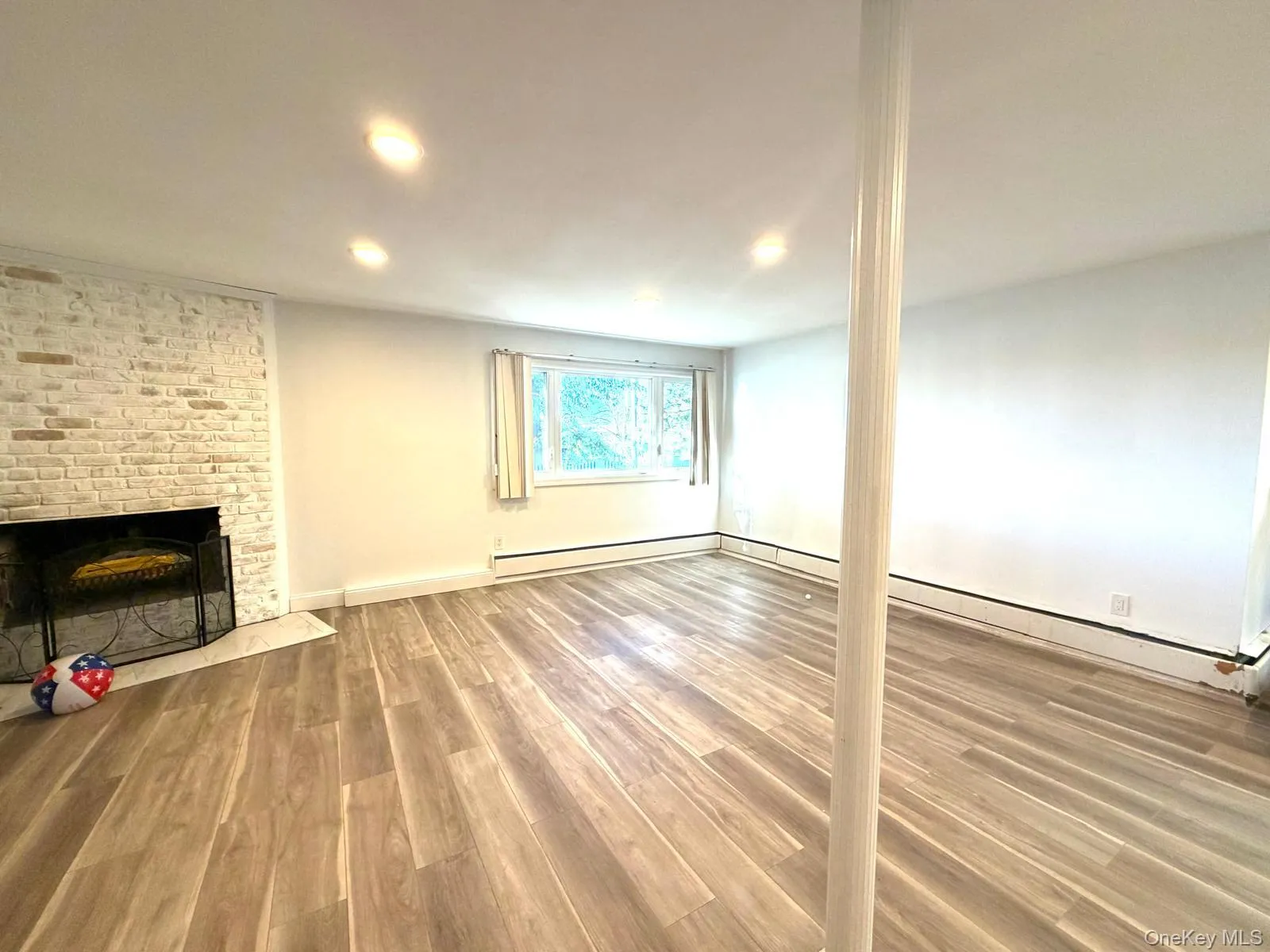 906 Park Court, Hempstead, NY, 4 Bedrooms Bedrooms, 10 Rooms Rooms,3 BathroomsBathrooms,Residential Lease,For Rent,Park,0,1015433 906 Park Court, Hempstead, NY, 4 Bedrooms Bedrooms, 10 Rooms Rooms,3 BathroomsBathrooms,Residential Lease,For Rent,Park,0,1015433