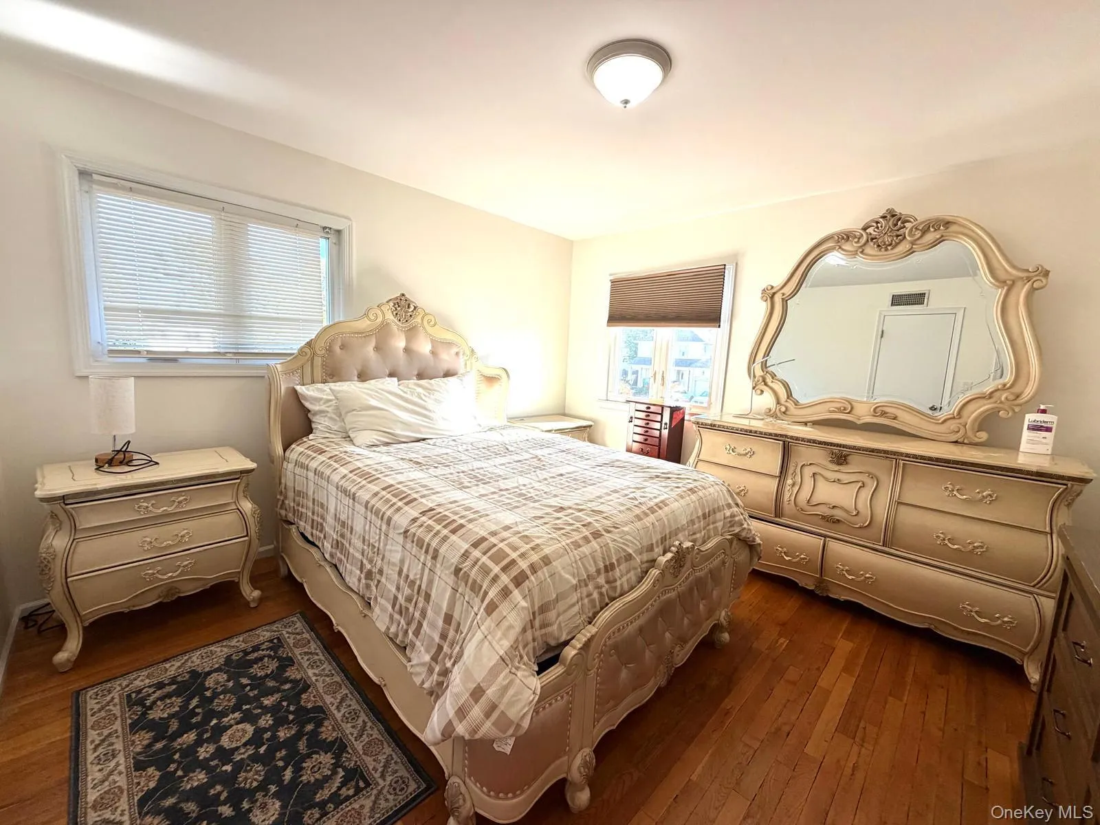 906 Park Court, Hempstead, NY, 4 Bedrooms Bedrooms, 10 Rooms Rooms,3 BathroomsBathrooms,Residential Lease,For Rent,Park,0,1015433 906 Park Court, Hempstead, NY, 4 Bedrooms Bedrooms, 10 Rooms Rooms,3 BathroomsBathrooms,Residential Lease,For Rent,Park,0,1015433