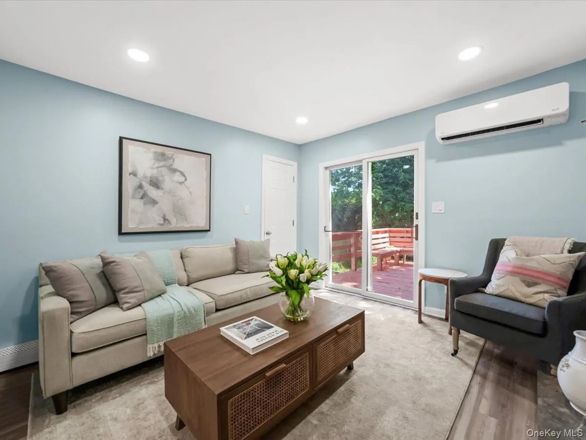 53 Nautilus Drive, Brookhaven, NY, 1 Bedroom Bedrooms, 3 Rooms Rooms,1 BathroomBathrooms,Residential,For Rent,Nautilus,0,1015434 53 Nautilus Drive, Brookhaven, NY, 1 Bedroom Bedrooms, 3 Rooms Rooms,1 BathroomBathrooms,Residential,For Rent,Nautilus,0,1015434