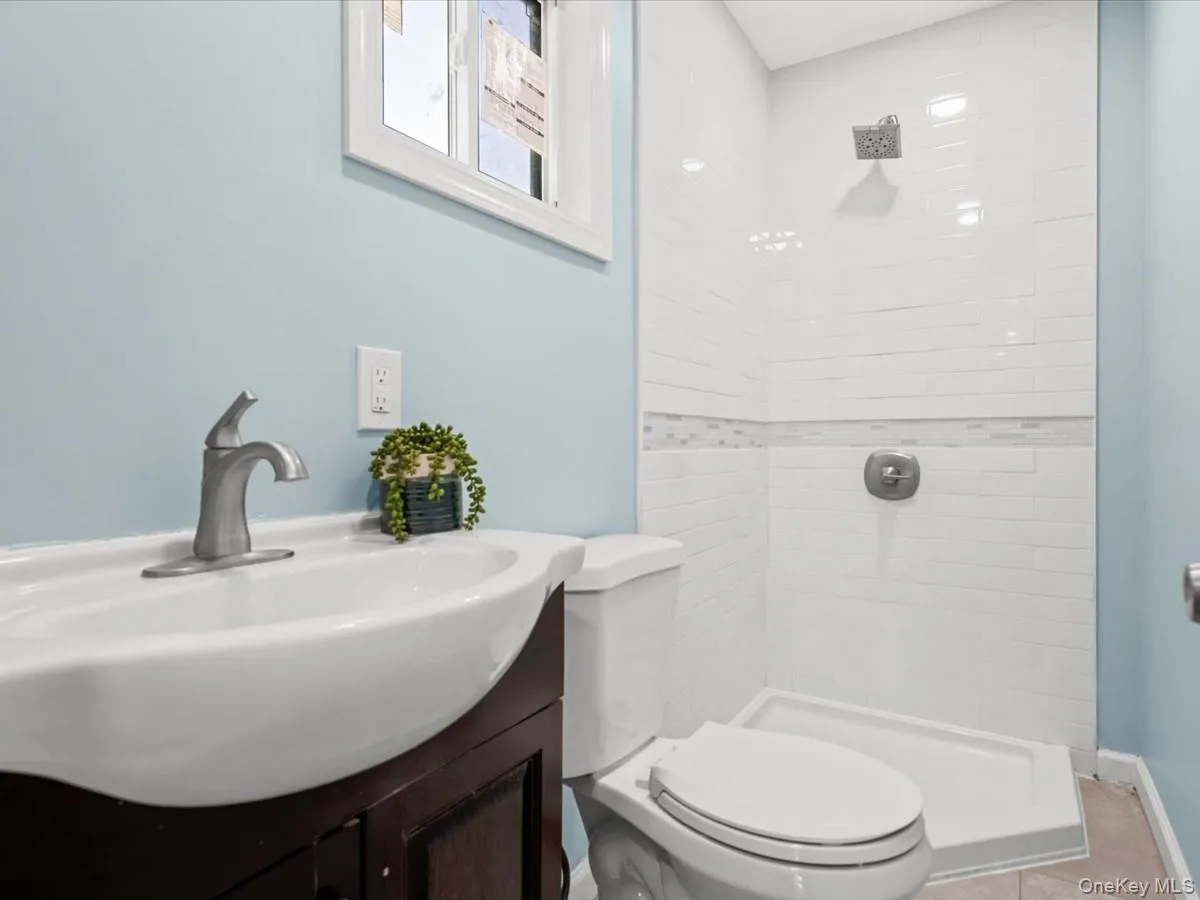 53 Nautilus Drive, Brookhaven, NY, 1 Bedroom Bedrooms, 3 Rooms Rooms,1 BathroomBathrooms,Residential,For Rent,Nautilus,0,1015434 53 Nautilus Drive, Brookhaven, NY, 1 Bedroom Bedrooms, 3 Rooms Rooms,1 BathroomBathrooms,Residential,For Rent,Nautilus,0,1015434