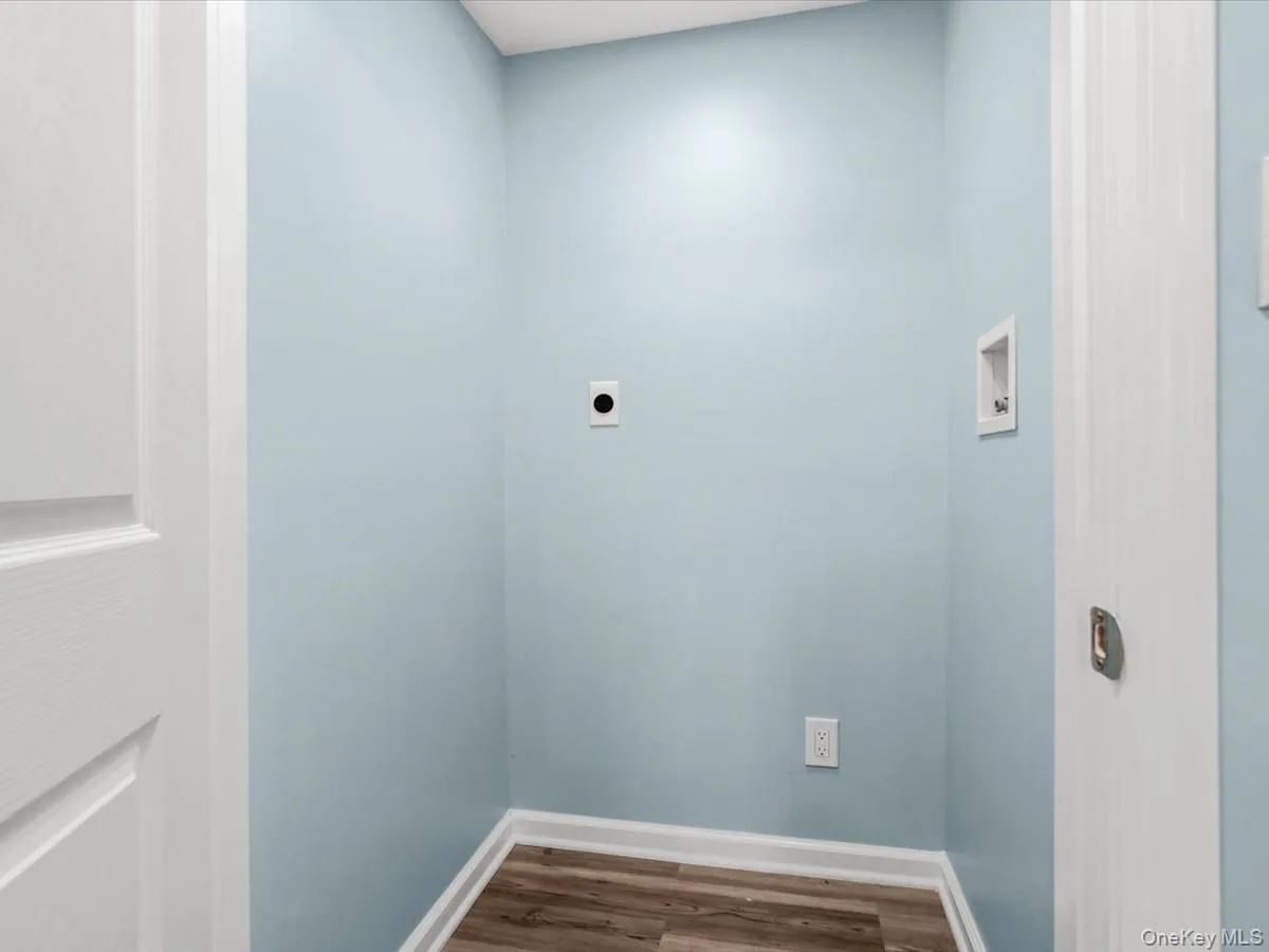 53 Nautilus Drive, Brookhaven, NY, 1 Bedroom Bedrooms, 3 Rooms Rooms,1 BathroomBathrooms,Residential,For Rent,Nautilus,0,1015434 53 Nautilus Drive, Brookhaven, NY, 1 Bedroom Bedrooms, 3 Rooms Rooms,1 BathroomBathrooms,Residential,For Rent,Nautilus,0,1015434