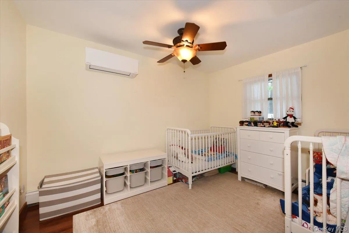 18 Boston Avenue, Oyster Bay, NY, 2 Bedrooms Bedrooms, 6 Rooms Rooms,1 BathroomBathrooms,Residential,For Rent,Boston,0,1015439 18 Boston Avenue, Oyster Bay, NY, 2 Bedrooms Bedrooms, 6 Rooms Rooms,1 BathroomBathrooms,Residential,For Rent,Boston,0,1015439