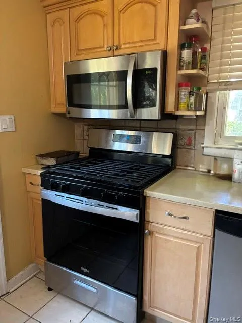 169 21st Street, Huntington, NY, 4 Bedrooms Bedrooms, 7 Rooms Rooms,2 BathroomsBathrooms,Residential,For Rent,21st,0,1015450 169 21st Street, Huntington, NY, 4 Bedrooms Bedrooms, 7 Rooms Rooms,2 BathroomsBathrooms,Residential,For Rent,21st,0,1015450