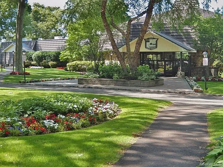225 Skyline Drive, Brookhaven, NY, 3 Bedrooms Bedrooms, 6 Rooms Rooms,1 BathroomBathrooms,Residential,For Rent,Skyline,0,1015451 225 Skyline Drive, Brookhaven, NY, 3 Bedrooms Bedrooms, 6 Rooms Rooms,1 BathroomBathrooms,Residential,For Rent,Skyline,0,1015451