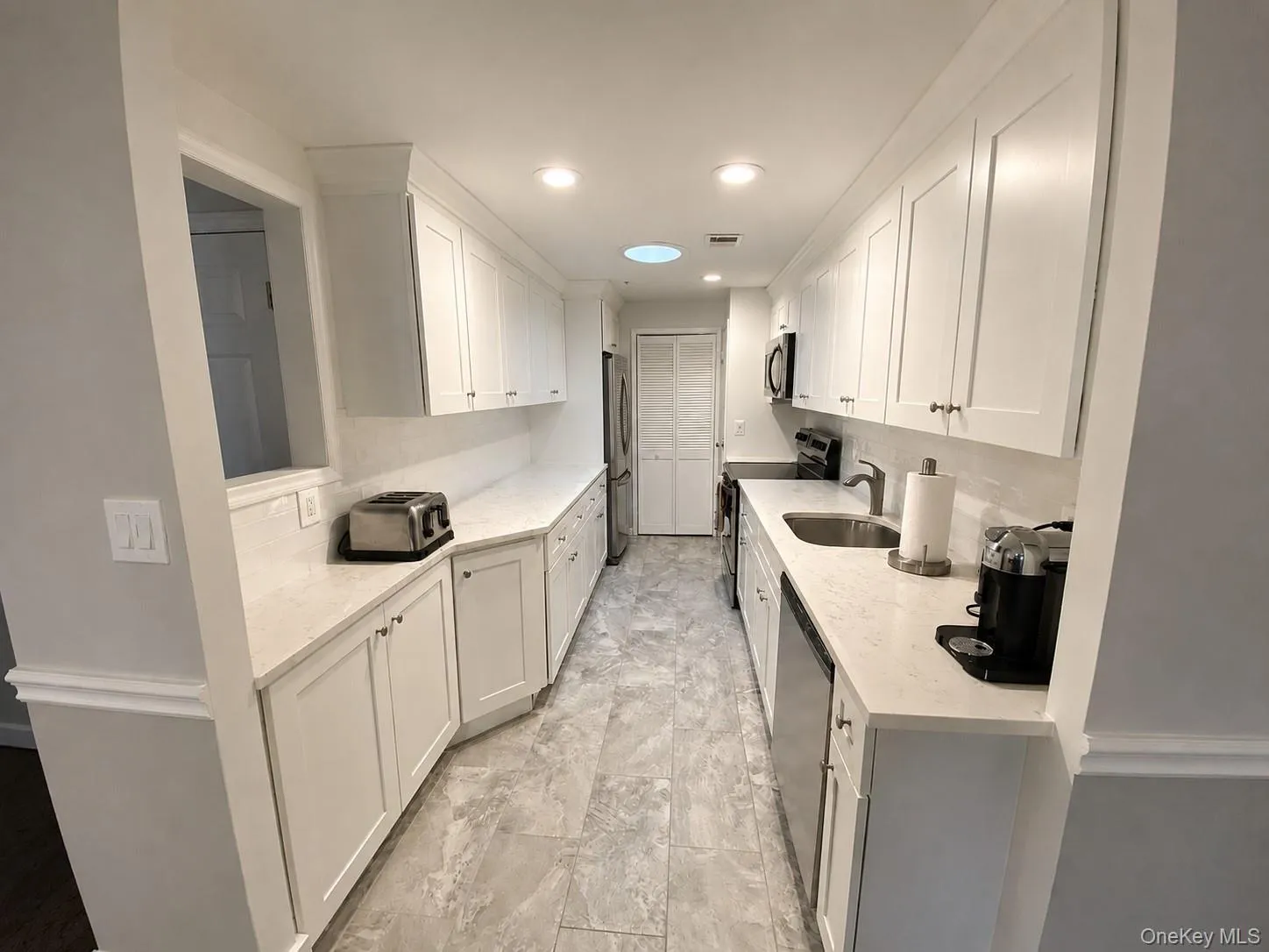 225 Skyline Drive, Brookhaven, NY, 3 Bedrooms Bedrooms, 6 Rooms Rooms,1 BathroomBathrooms,Residential,For Rent,Skyline,0,1015451 225 Skyline Drive, Brookhaven, NY, 3 Bedrooms Bedrooms, 6 Rooms Rooms,1 BathroomBathrooms,Residential,For Rent,Skyline,0,1015451