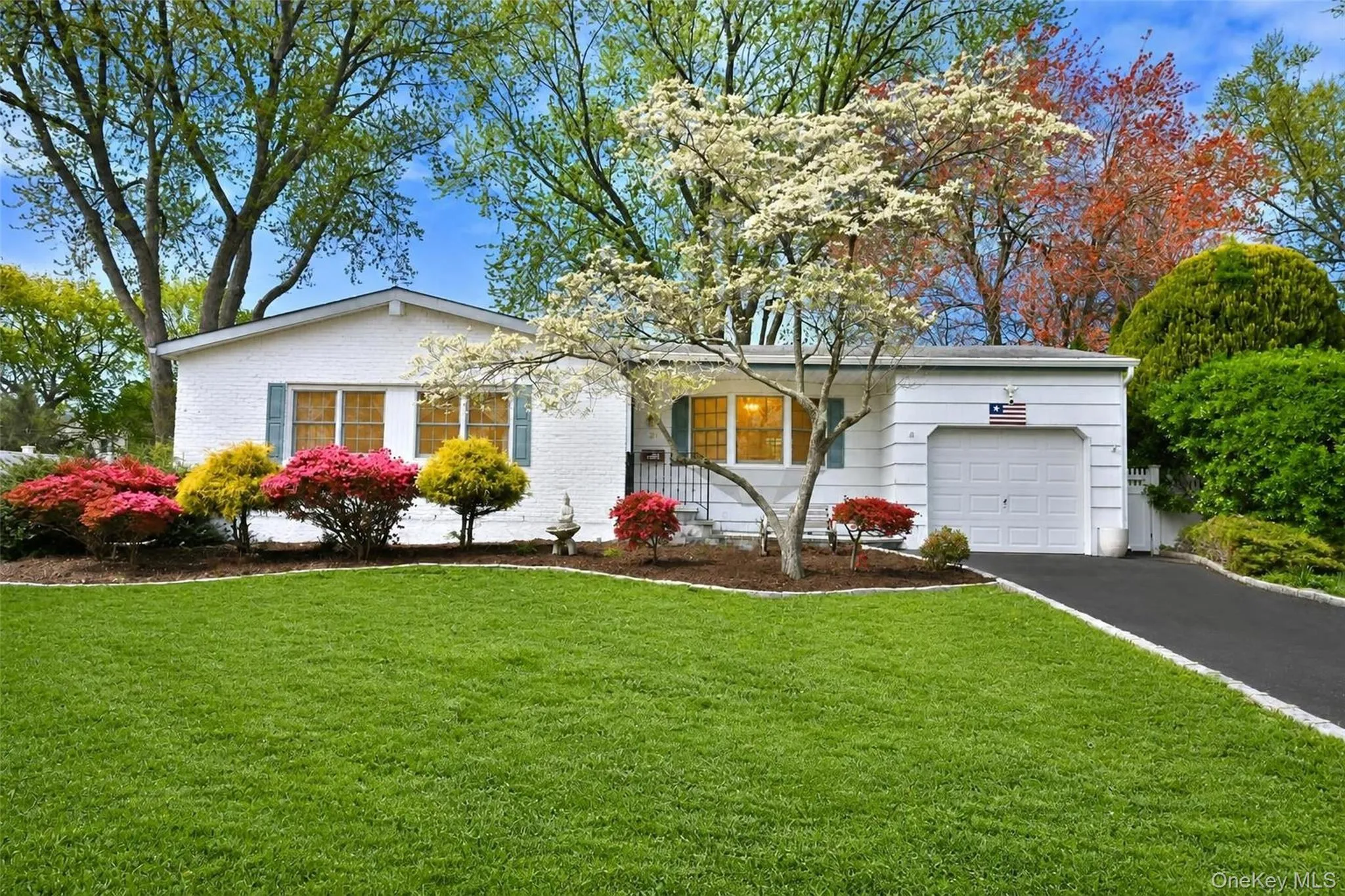 28 Dartmouth Drive, Smithtown, NY, 3 Bedrooms Bedrooms, 13 Rooms Rooms,1 BathroomBathrooms,Residential,For Rent,Dartmouth,0,1015455 28 Dartmouth Drive, Smithtown, NY, 3 Bedrooms Bedrooms, 13 Rooms Rooms,1 BathroomBathrooms,Residential,For Rent,Dartmouth,0,1015455