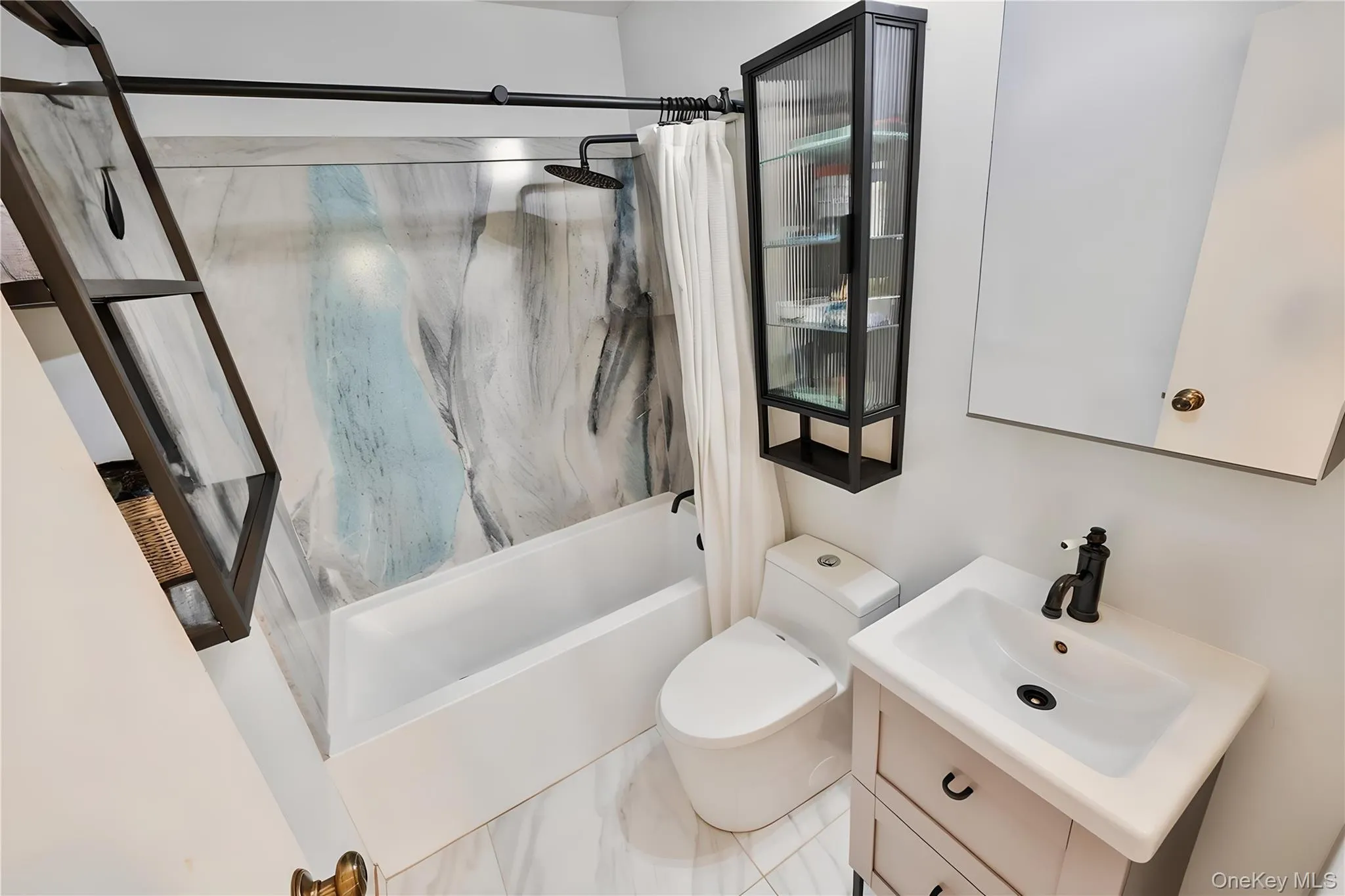 28 Dartmouth Drive, Smithtown, NY, 3 Bedrooms Bedrooms, 13 Rooms Rooms,1 BathroomBathrooms,Residential,For Rent,Dartmouth,0,1015455 28 Dartmouth Drive, Smithtown, NY, 3 Bedrooms Bedrooms, 13 Rooms Rooms,1 BathroomBathrooms,Residential,For Rent,Dartmouth,0,1015455
