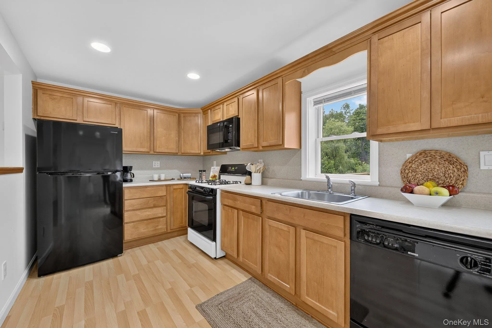 72 Furnace Dock Road, Cortlandt, NY, 2 Bedrooms Bedrooms, 5 Rooms Rooms,1 BathroomBathrooms,Residential,For Rent,Furnace Dock,0,1015456 72 Furnace Dock Road, Cortlandt, NY, 2 Bedrooms Bedrooms, 5 Rooms Rooms,1 BathroomBathrooms,Residential,For Rent,Furnace Dock,0,1015456