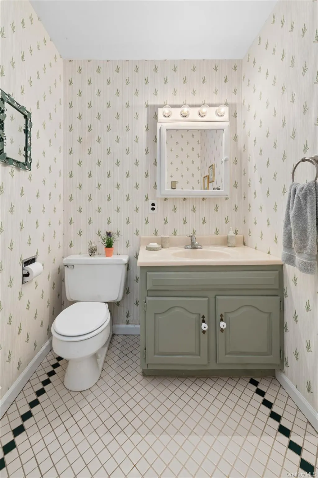 Powder Room Powder Room
