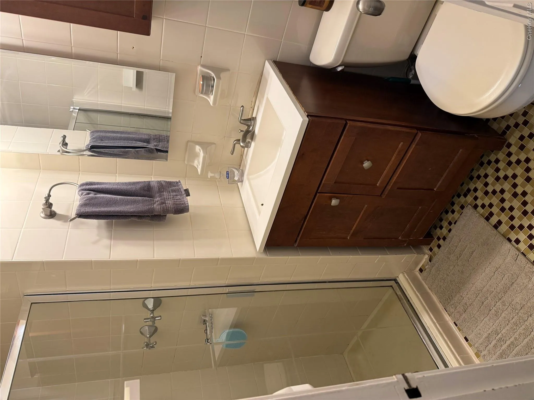 63 Chaucer Street, Greenburgh, NY, 3 Bedrooms Bedrooms, 8 Rooms Rooms,2 BathroomsBathrooms,Residential,For Rent,Chaucer,0,1015462 63 Chaucer Street, Greenburgh, NY, 3 Bedrooms Bedrooms, 8 Rooms Rooms,2 BathroomsBathrooms,Residential,For Rent,Chaucer,0,1015462