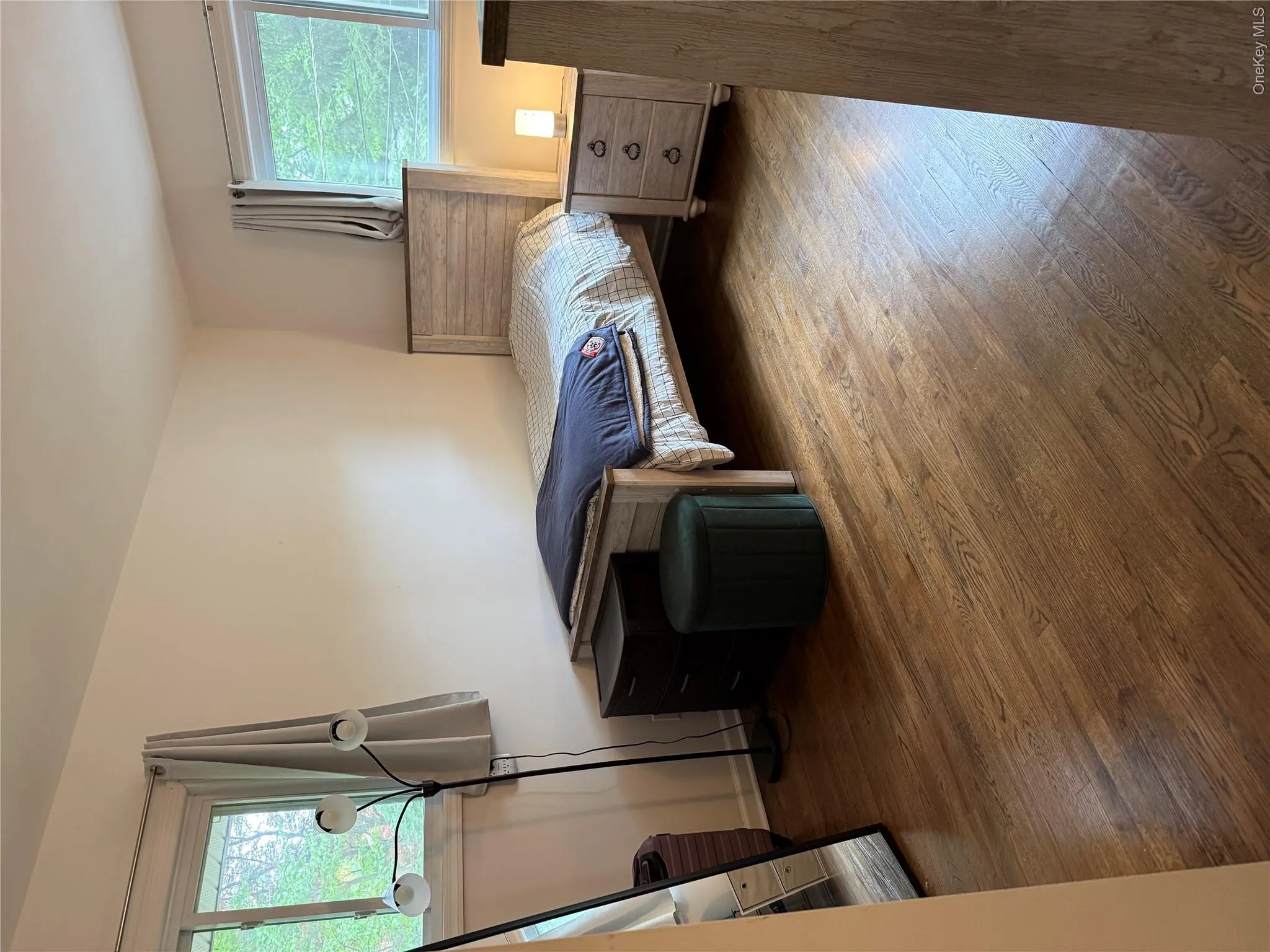 63 Chaucer Street, Greenburgh, NY, 3 Bedrooms Bedrooms, 8 Rooms Rooms,2 BathroomsBathrooms,Residential,For Rent,Chaucer,0,1015462 63 Chaucer Street, Greenburgh, NY, 3 Bedrooms Bedrooms, 8 Rooms Rooms,2 BathroomsBathrooms,Residential,For Rent,Chaucer,0,1015462