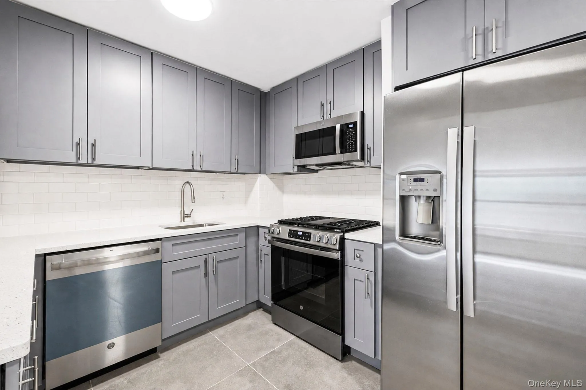 134-54 Maple Avenue, New York, NY, 1 Bedroom Bedrooms, 4 Rooms Rooms,1 BathroomBathrooms,Residential,For Rent,Maple,0,1015471 134-54 Maple Avenue, New York, NY, 1 Bedroom Bedrooms, 4 Rooms Rooms,1 BathroomBathrooms,Residential,For Rent,Maple,0,1015471