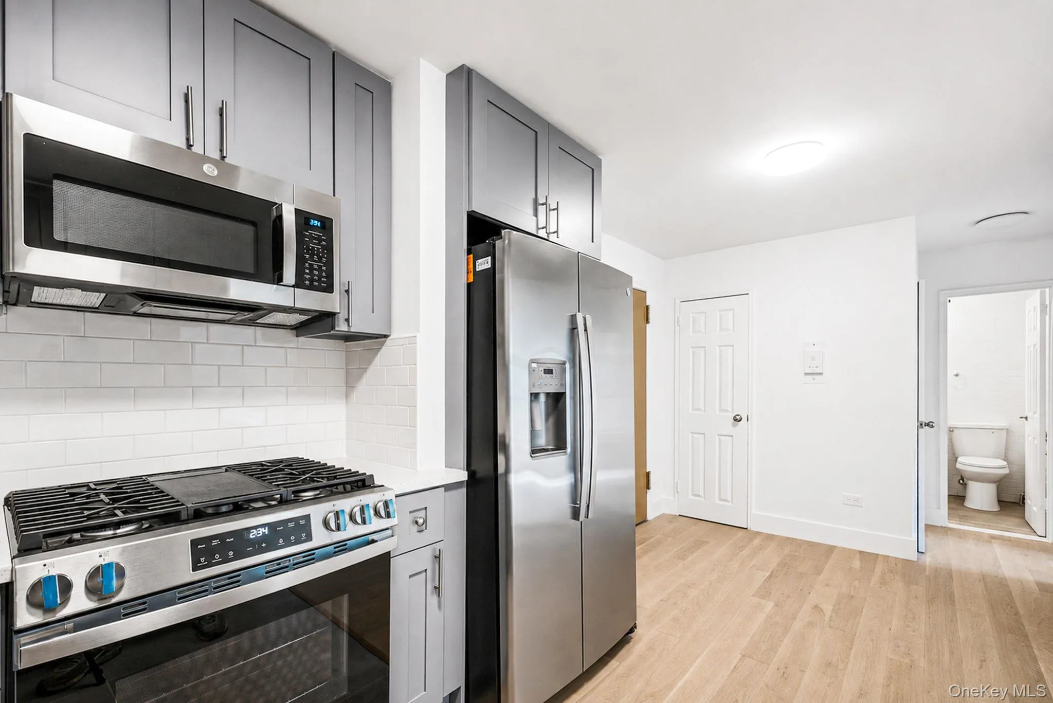 134-54 Maple Avenue, New York, NY, 1 Bedroom Bedrooms, 4 Rooms Rooms,1 BathroomBathrooms,Residential,For Rent,Maple,0,1015471 134-54 Maple Avenue, New York, NY, 1 Bedroom Bedrooms, 4 Rooms Rooms,1 BathroomBathrooms,Residential,For Rent,Maple,0,1015471