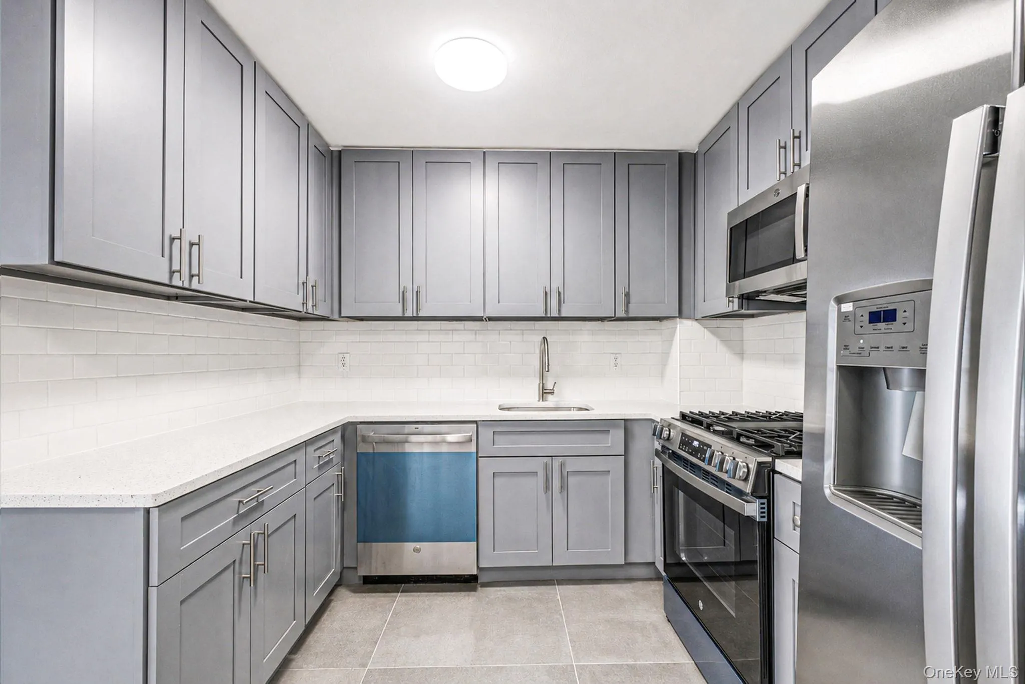 134-54 Maple Avenue, New York, NY, 1 Bedroom Bedrooms, 4 Rooms Rooms,1 BathroomBathrooms,Residential,For Rent,Maple,0,1015471 134-54 Maple Avenue, New York, NY, 1 Bedroom Bedrooms, 4 Rooms Rooms,1 BathroomBathrooms,Residential,For Rent,Maple,0,1015471