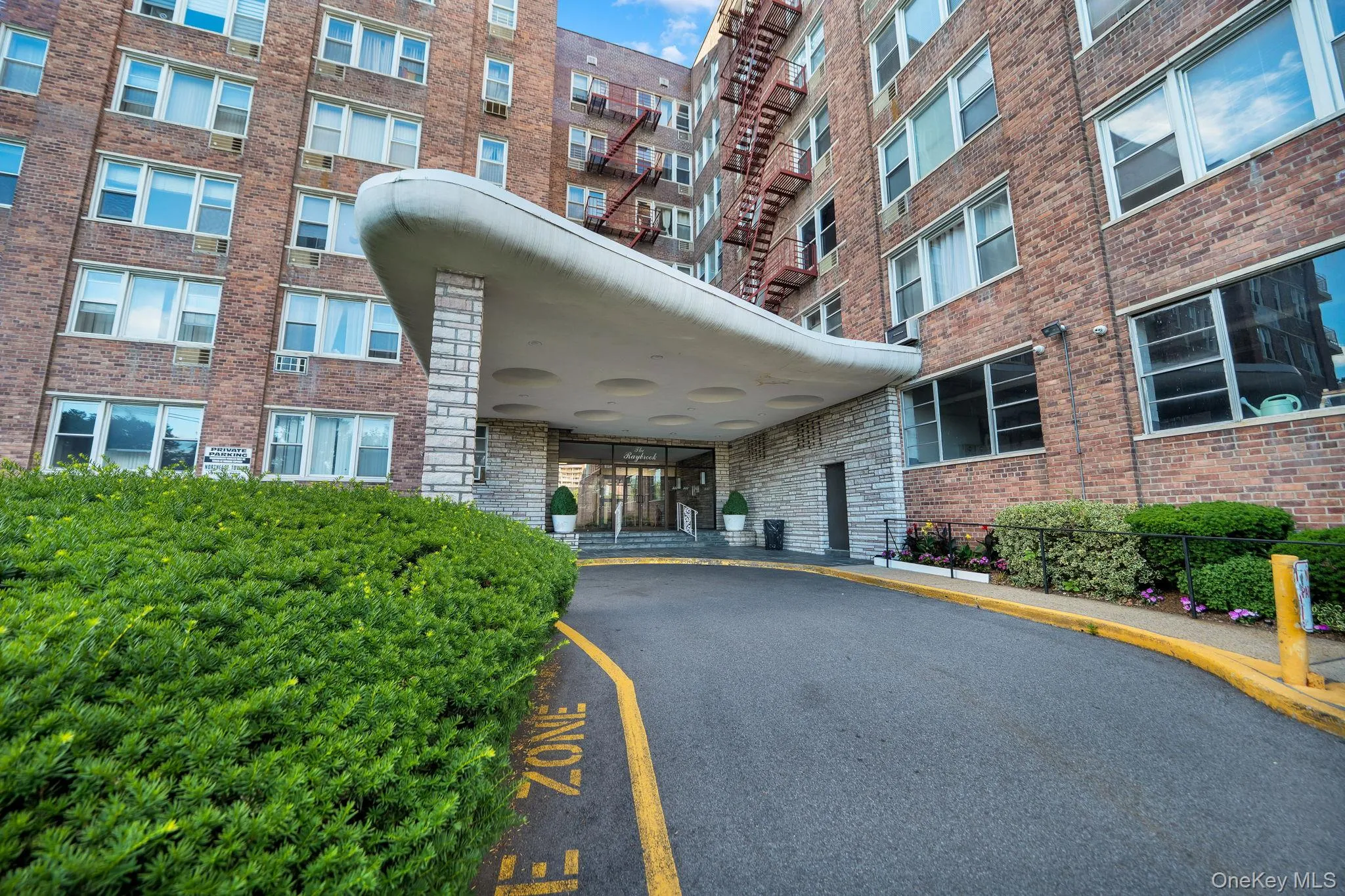 333 Bronx River Road, Yonkers, NY, 1 Bedroom Bedrooms, 4 Rooms Rooms,1 BathroomBathrooms,Residential,For Rent,Bronx River,0,1015472 333 Bronx River Road, Yonkers, NY, 1 Bedroom Bedrooms, 4 Rooms Rooms,1 BathroomBathrooms,Residential,For Rent,Bronx River,0,1015472
