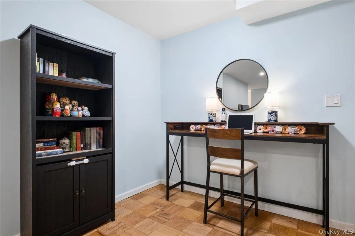 100 East Hartsdale Avenue, Greenburgh, NY, 2 Bedrooms Bedrooms, 6 Rooms Rooms,2 BathroomsBathrooms,Residential,For Rent,East Hartsdale,0,1015473 100 East Hartsdale Avenue, Greenburgh, NY, 2 Bedrooms Bedrooms, 6 Rooms Rooms,2 BathroomsBathrooms,Residential,For Rent,East Hartsdale,0,1015473