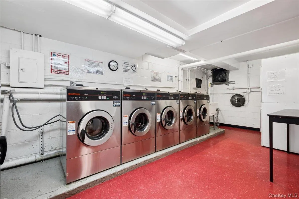 100 East Hartsdale Avenue, Greenburgh, NY, 2 Bedrooms Bedrooms, 6 Rooms Rooms,2 BathroomsBathrooms,Residential,For Rent,East Hartsdale,0,1015473 100 East Hartsdale Avenue, Greenburgh, NY, 2 Bedrooms Bedrooms, 6 Rooms Rooms,2 BathroomsBathrooms,Residential,For Rent,East Hartsdale,0,1015473