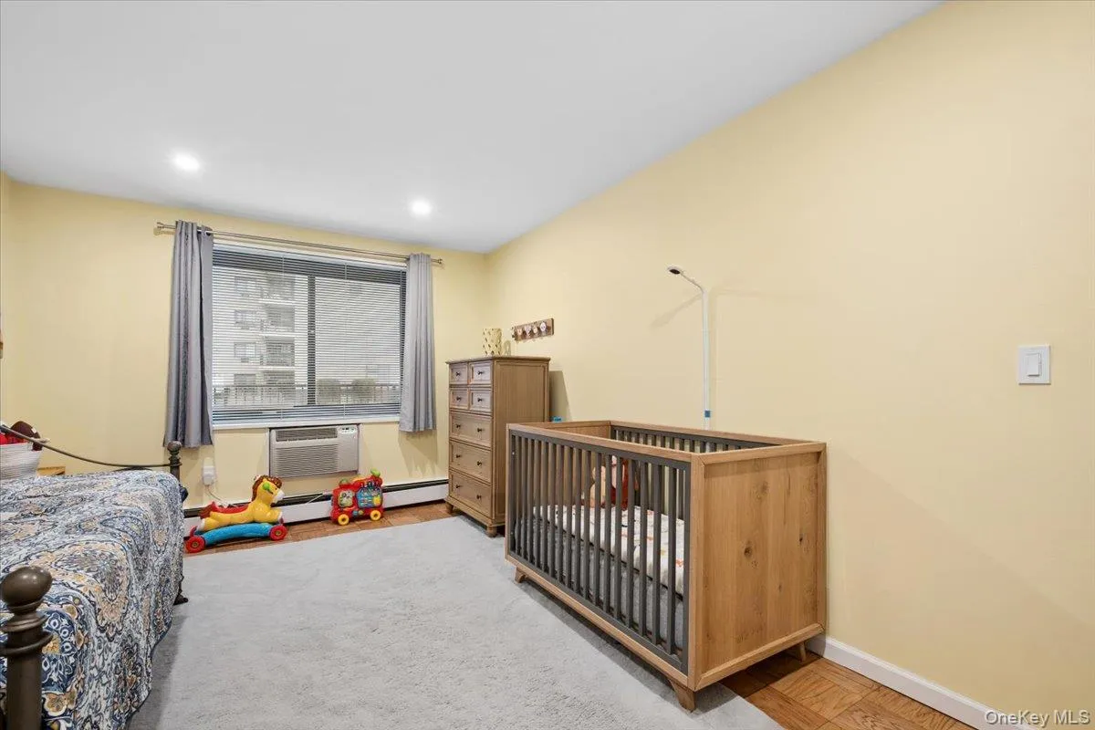 100 East Hartsdale Avenue, Greenburgh, NY, 2 Bedrooms Bedrooms, 6 Rooms Rooms,2 BathroomsBathrooms,Residential,For Rent,East Hartsdale,0,1015473 100 East Hartsdale Avenue, Greenburgh, NY, 2 Bedrooms Bedrooms, 6 Rooms Rooms,2 BathroomsBathrooms,Residential,For Rent,East Hartsdale,0,1015473