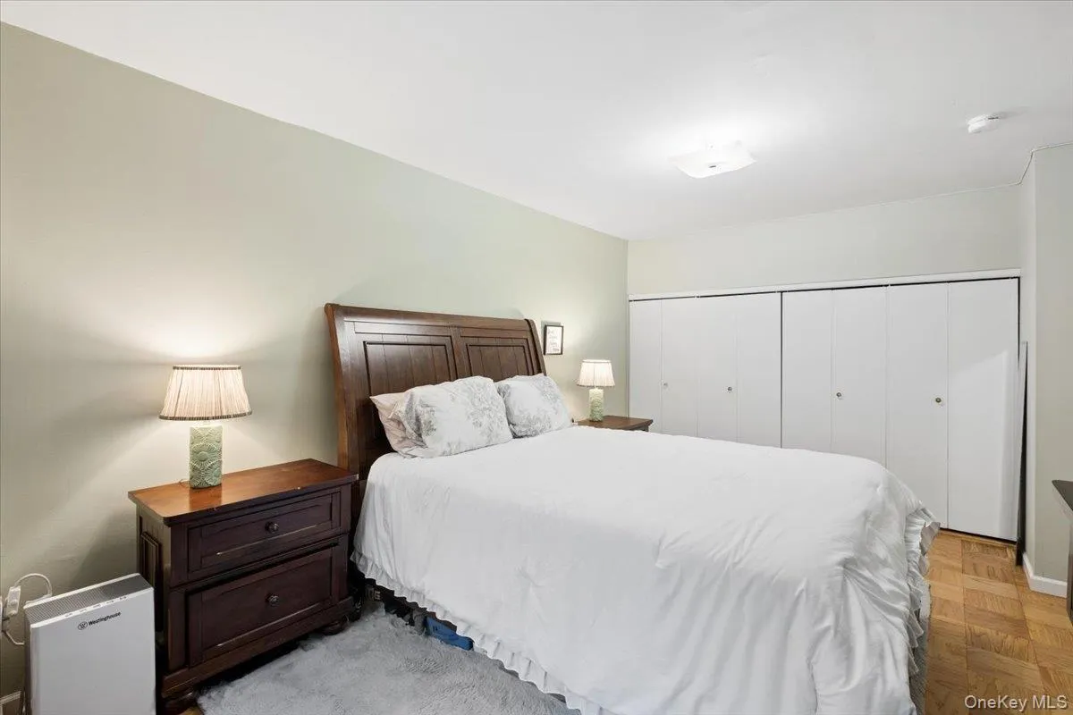 100 East Hartsdale Avenue, Greenburgh, NY, 2 Bedrooms Bedrooms, 6 Rooms Rooms,2 BathroomsBathrooms,Residential,For Rent,East Hartsdale,0,1015473 100 East Hartsdale Avenue, Greenburgh, NY, 2 Bedrooms Bedrooms, 6 Rooms Rooms,2 BathroomsBathrooms,Residential,For Rent,East Hartsdale,0,1015473