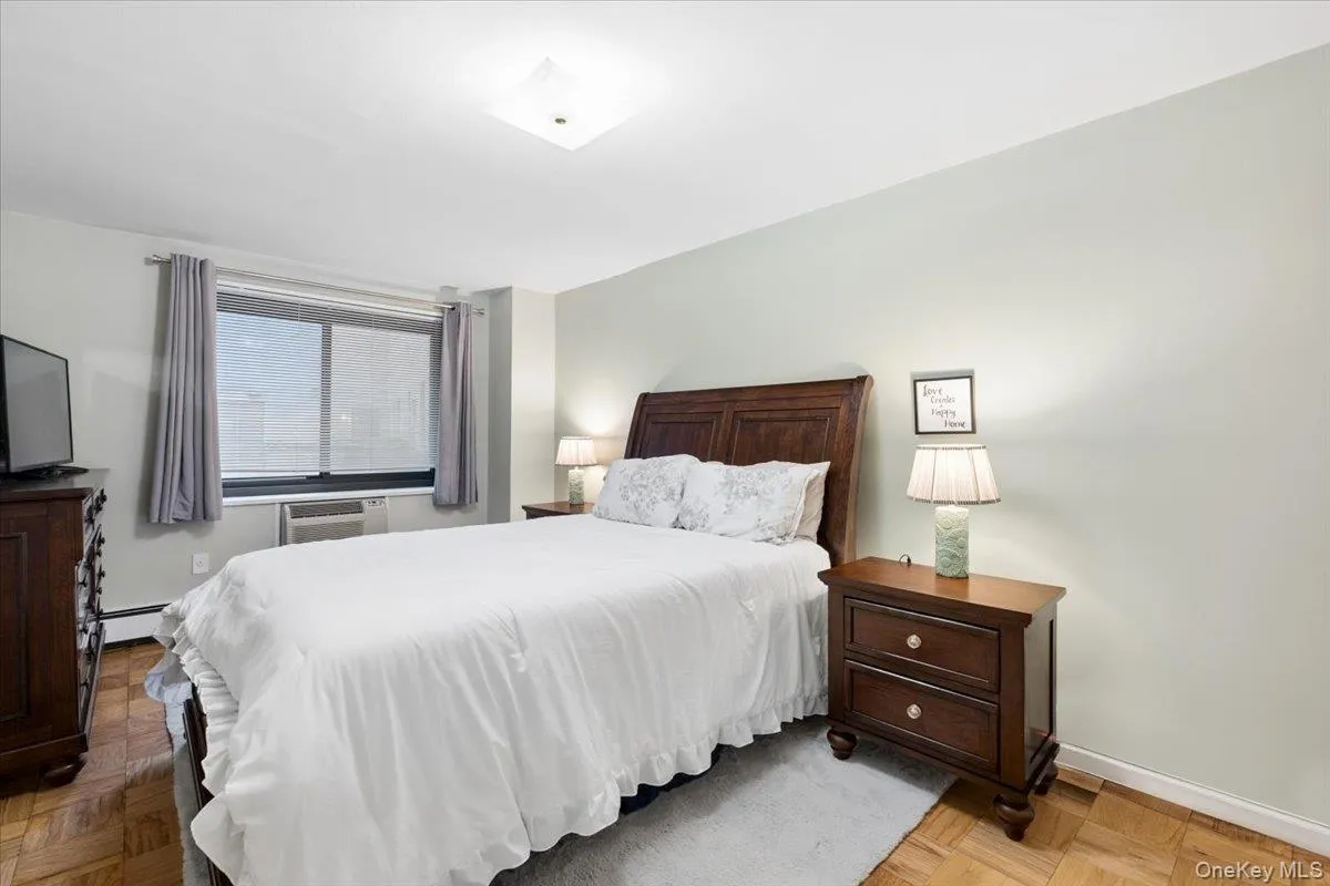 100 East Hartsdale Avenue, Greenburgh, NY, 2 Bedrooms Bedrooms, 6 Rooms Rooms,2 BathroomsBathrooms,Residential,For Rent,East Hartsdale,0,1015473 100 East Hartsdale Avenue, Greenburgh, NY, 2 Bedrooms Bedrooms, 6 Rooms Rooms,2 BathroomsBathrooms,Residential,For Rent,East Hartsdale,0,1015473