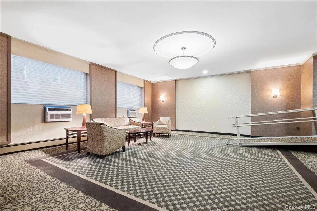 100 East Hartsdale Avenue, Greenburgh, NY, 2 Bedrooms Bedrooms, 6 Rooms Rooms,2 BathroomsBathrooms,Residential,For Rent,East Hartsdale,0,1015473 100 East Hartsdale Avenue, Greenburgh, NY, 2 Bedrooms Bedrooms, 6 Rooms Rooms,2 BathroomsBathrooms,Residential,For Rent,East Hartsdale,0,1015473