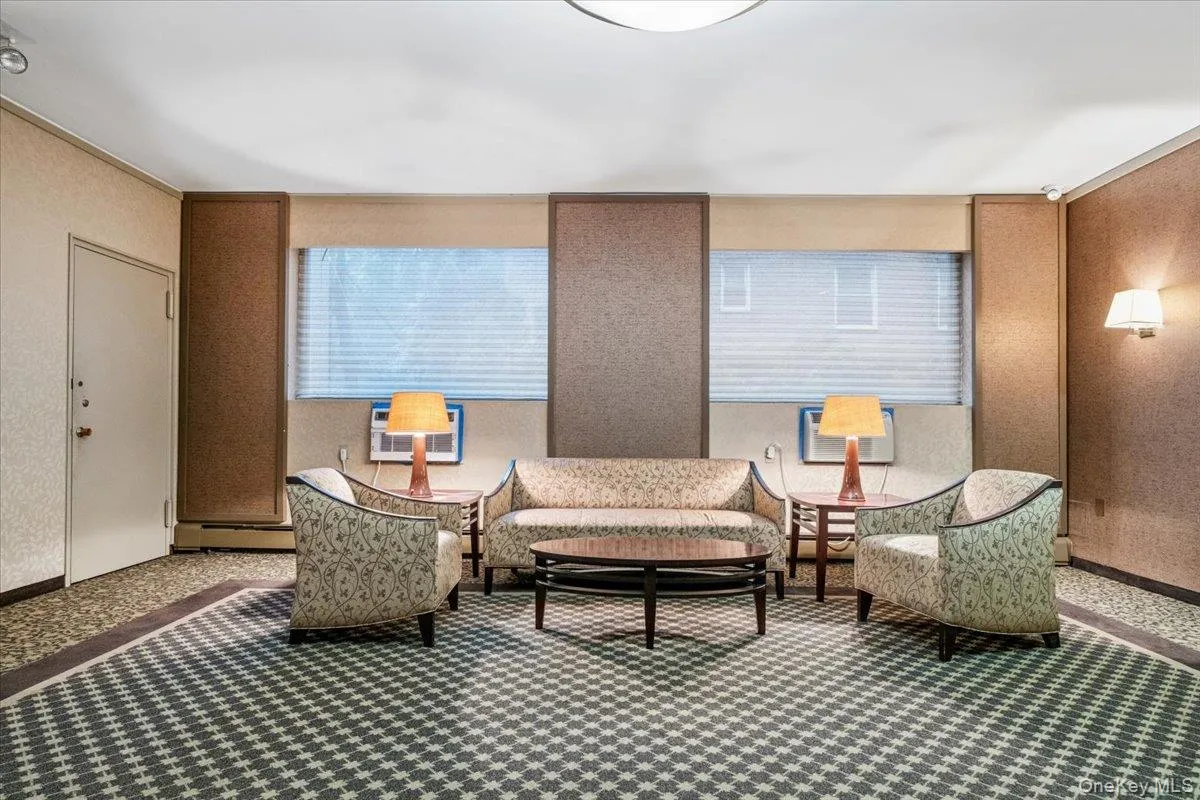 100 East Hartsdale Avenue, Greenburgh, NY, 2 Bedrooms Bedrooms, 6 Rooms Rooms,2 BathroomsBathrooms,Residential,For Rent,East Hartsdale,0,1015473 100 East Hartsdale Avenue, Greenburgh, NY, 2 Bedrooms Bedrooms, 6 Rooms Rooms,2 BathroomsBathrooms,Residential,For Rent,East Hartsdale,0,1015473