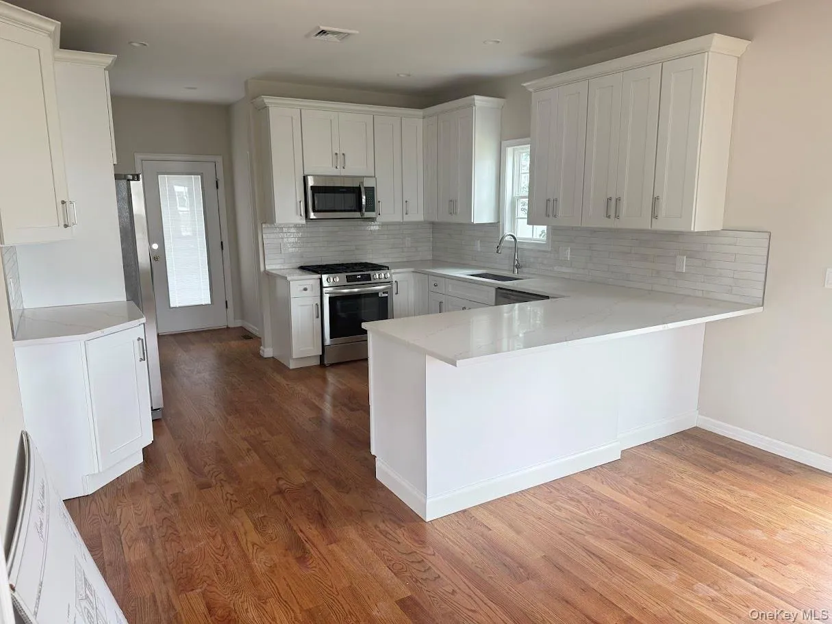 2 Gail Grace Court, Babylon, NY, 4 Bedrooms Bedrooms, 8 Rooms Rooms,2 BathroomsBathrooms,Residential,For Rent,Gail Grace,0,1015474 2 Gail Grace Court, Babylon, NY, 4 Bedrooms Bedrooms, 8 Rooms Rooms,2 BathroomsBathrooms,Residential,For Rent,Gail Grace,0,1015474