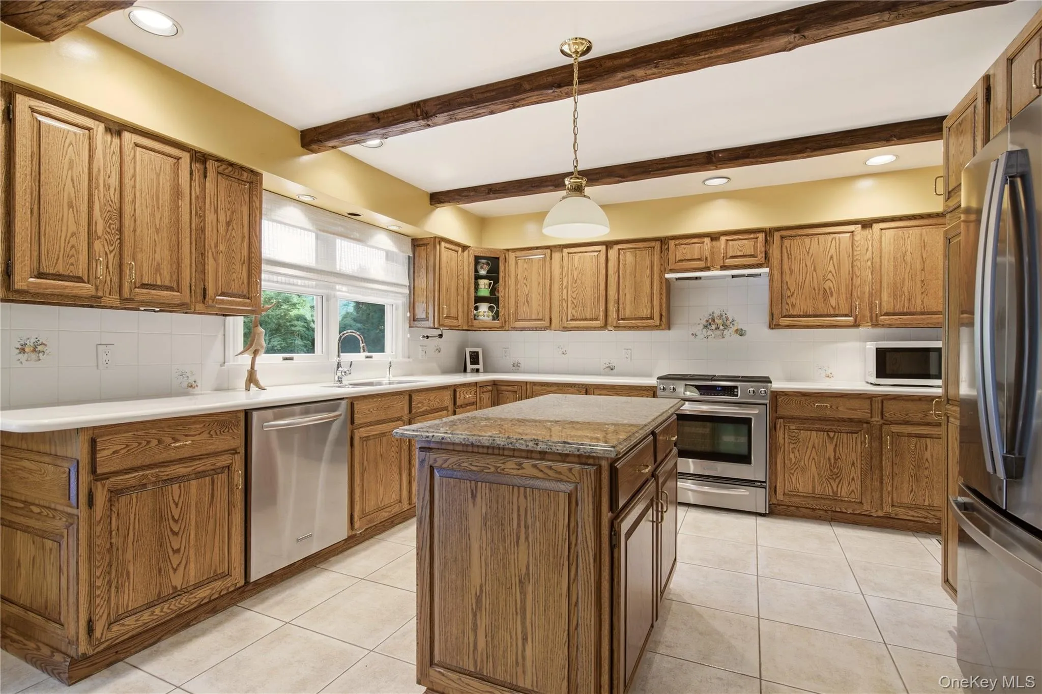 54 Snake Hill Road, Huntington, NY, 5 Bedrooms Bedrooms, 9 Rooms Rooms,3 BathroomsBathrooms,Residential,For Rent,Snake Hill,0,1015475 54 Snake Hill Road, Huntington, NY, 5 Bedrooms Bedrooms, 9 Rooms Rooms,3 BathroomsBathrooms,Residential,For Rent,Snake Hill,0,1015475