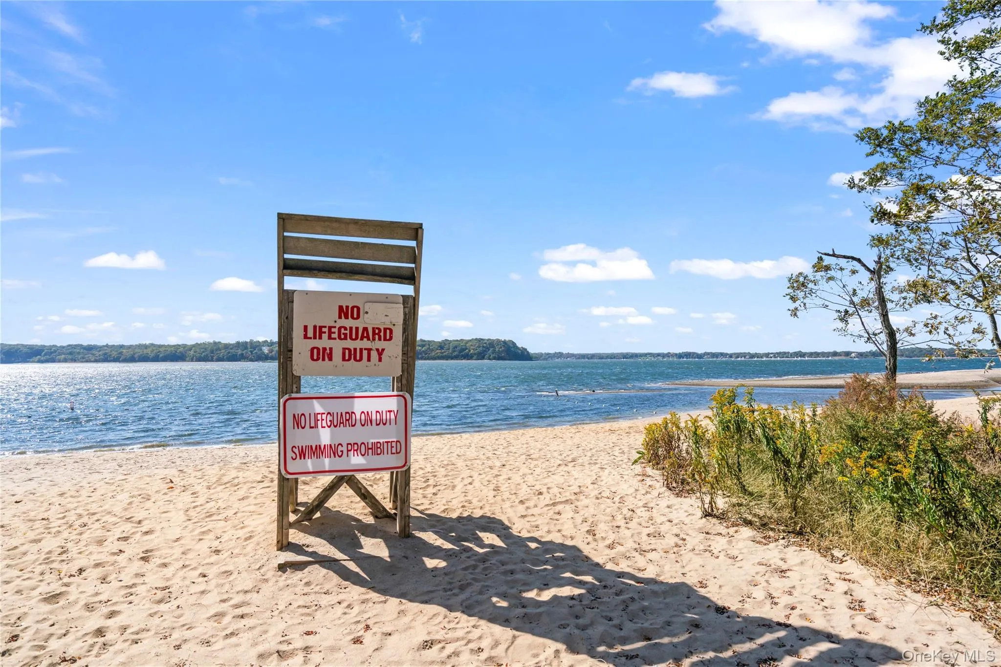Lloyd Harbor Beach Lloyd Harbor Beach