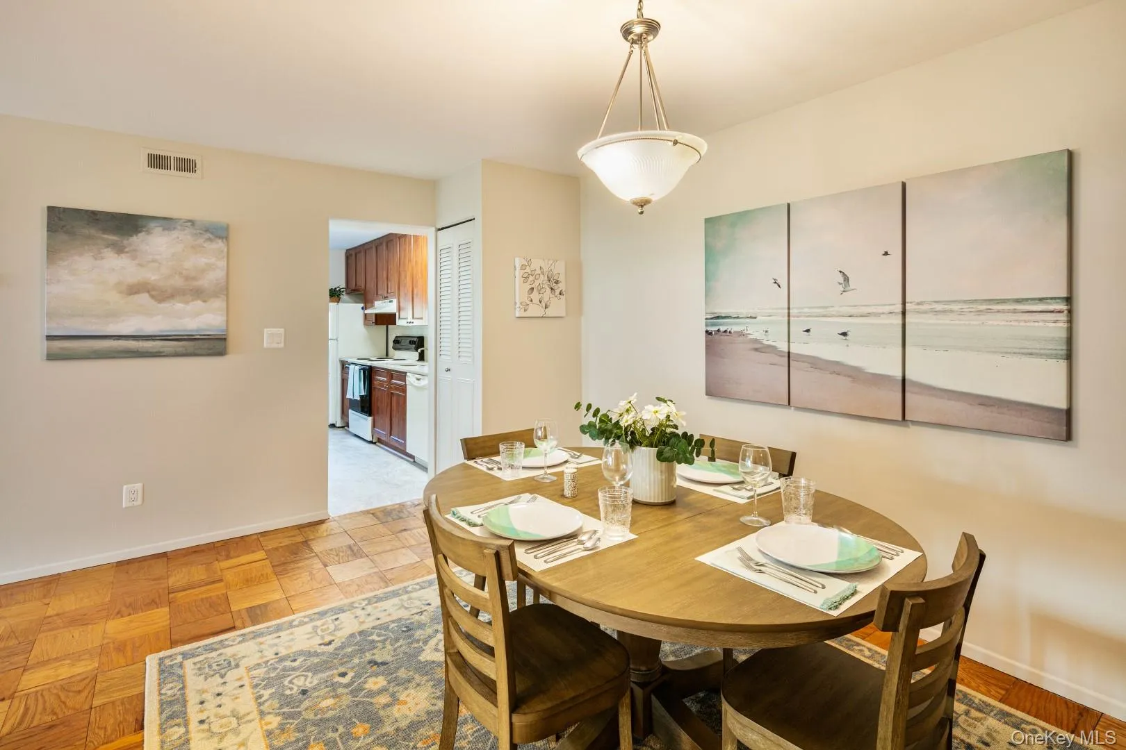 44 Route 25 A, Smithtown, NY, 1 Bedroom Bedrooms, 4 Rooms Rooms,1 BathroomBathrooms,Residential Lease,For Rent,Route 25 A,0,1015481 44 Route 25 A, Smithtown, NY, 1 Bedroom Bedrooms, 4 Rooms Rooms,1 BathroomBathrooms,Residential Lease,For Rent,Route 25 A,0,1015481