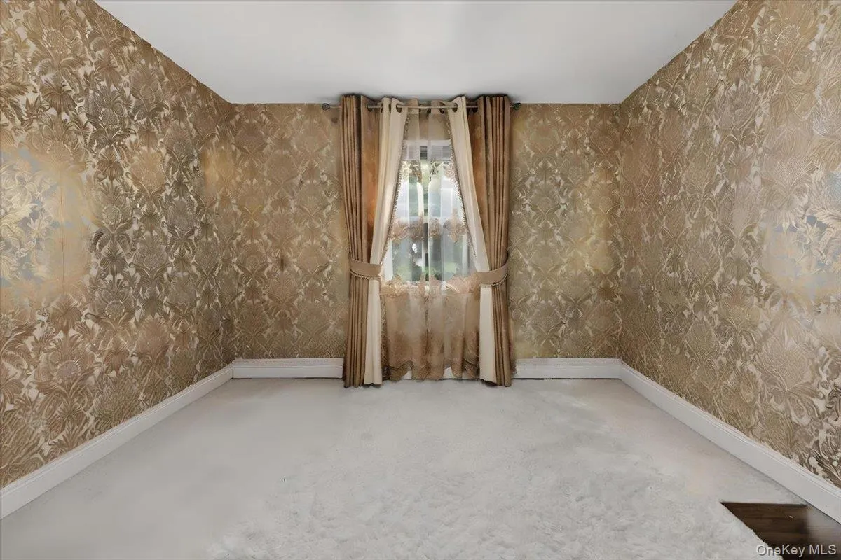 Furniture has Been Removed from Actual Photo Furniture has Been Removed from Actual Photo