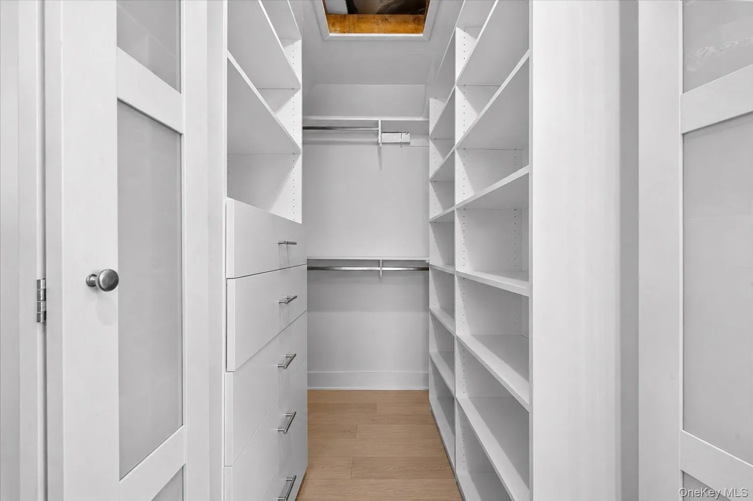 Walk in Master Closet Walk in Master Closet