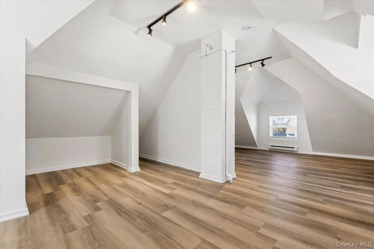 19 Maple Avenue, Harrison, NY, 3 Bedrooms Bedrooms, 7 Rooms Rooms,2 BathroomsBathrooms,Residential Lease,For Rent,Maple,0,1015484 19 Maple Avenue, Harrison, NY, 3 Bedrooms Bedrooms, 7 Rooms Rooms,2 BathroomsBathrooms,Residential Lease,For Rent,Maple,0,1015484