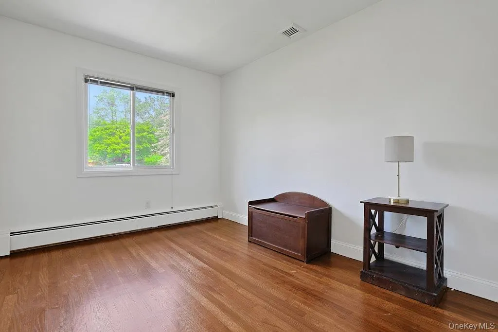 8 Duers Court, Ossining, NY, 3 Bedrooms Bedrooms, 9 Rooms Rooms,1 BathroomBathrooms,Residential Lease,For Rent,Duers,0,1015488 8 Duers Court, Ossining, NY, 3 Bedrooms Bedrooms, 9 Rooms Rooms,1 BathroomBathrooms,Residential Lease,For Rent,Duers,0,1015488